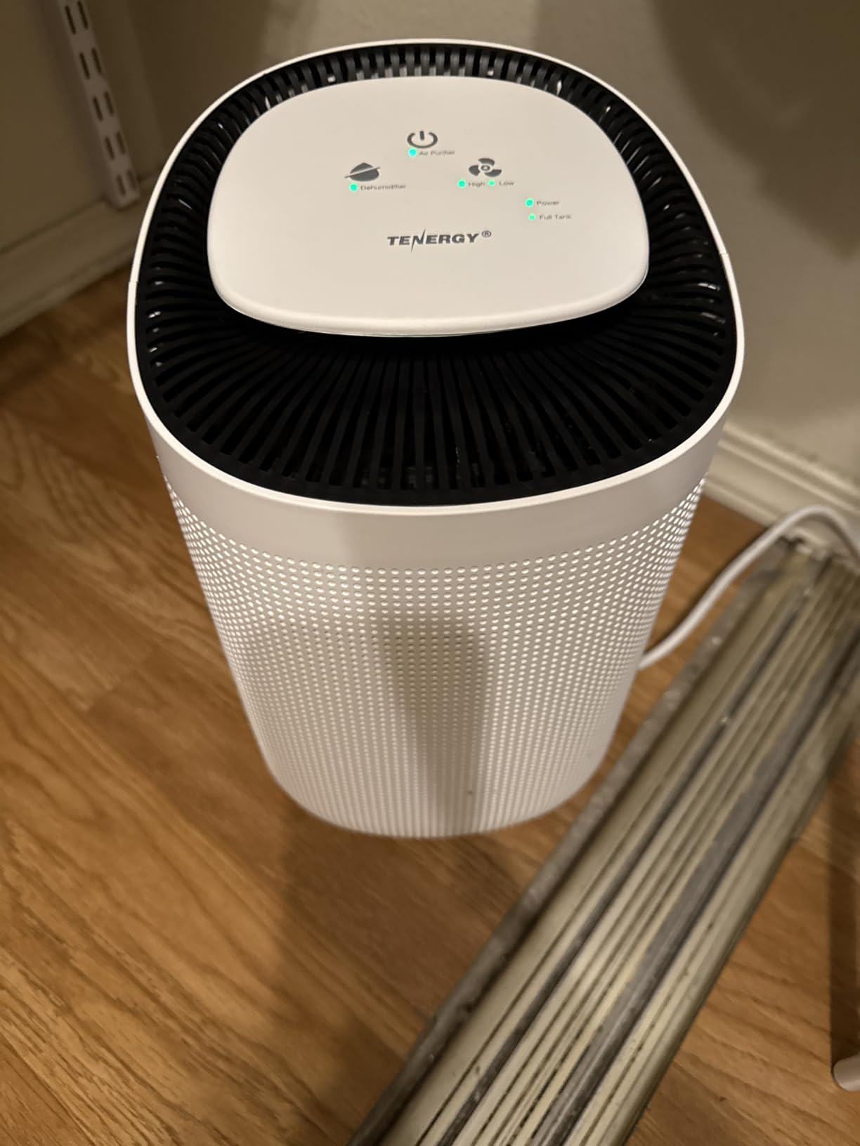 Tenergy Sorbi 1000ml Air Dehumidifier w/Purifying Function, True HEPA Filter, Auto Shutoff, Touch Control Adjustable Air Speed, Ultra-Quiet, Ideal for Closets & Bathrooms - Customer Photo 1