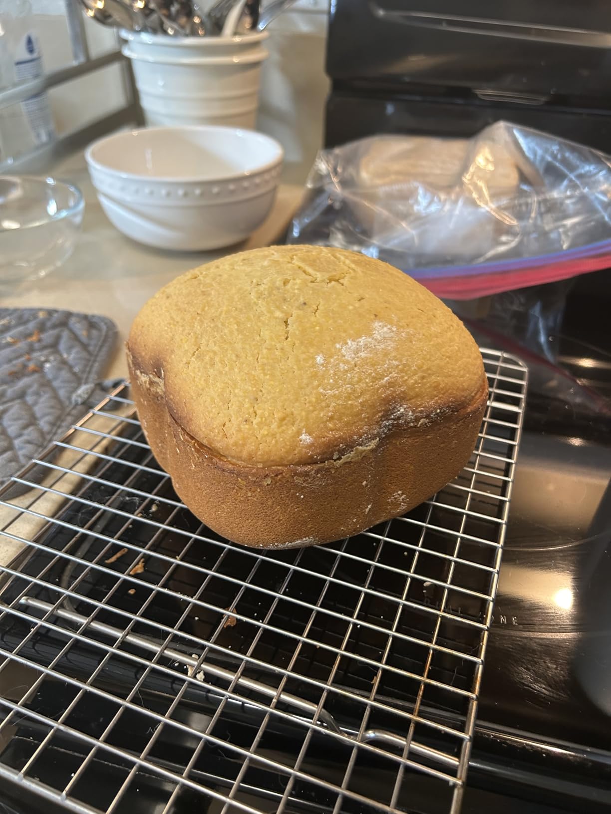 Cuisinart Bread Maker Machine, Compact and Automatic, Customizable Settings, Up to 2lb Loaves, CBK-110NAS - Customer Photo 1