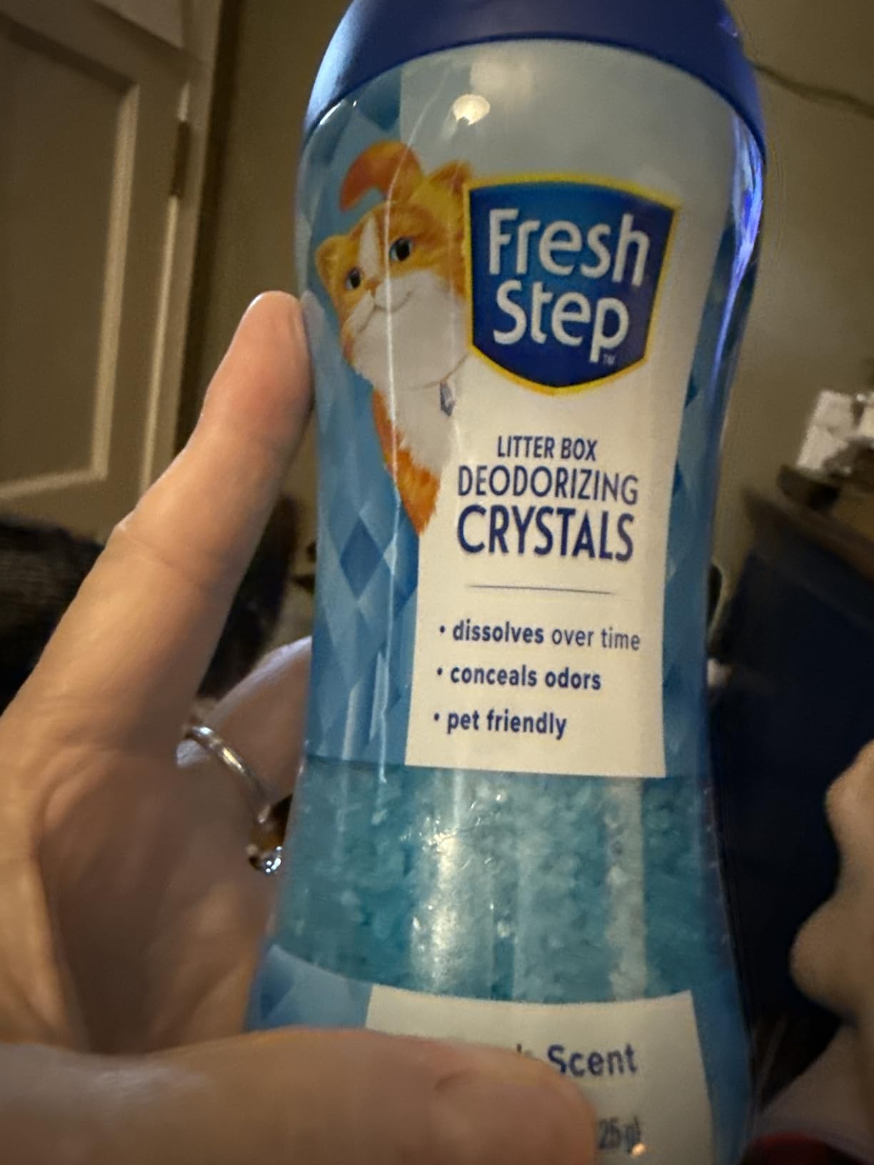 Fresh Step Cat Litter Crystals in Fresh Scent - Cat Litter Box Deodorizer - Combats Odors and Neutralizes Smells to Keep Your Home Clean, 15 Ounce Customer Review Fresh Step Cat Litter Crystals in Fresh Scent - Cat Litter Box Deodorizer - Combats Odors and Neutralizes Smells to Keep Your Home Clean, 15 Ounce - Customer Photo 1