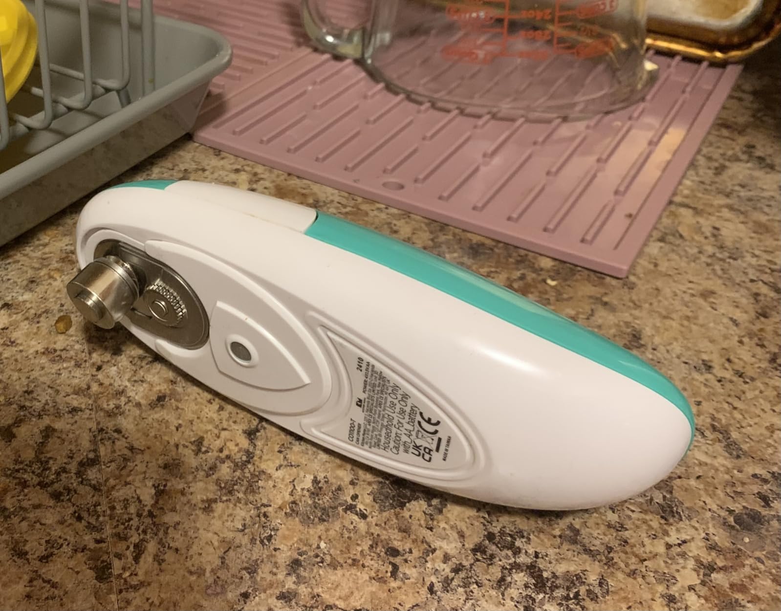 Kitchen Mama Auto Electric Can Opener: Open Your Cans with A Simple Press of Button - Automatic, Hands Free, Smooth Edge, Battery Operated, YES YOU CAN (Red) - Customer Photo 1