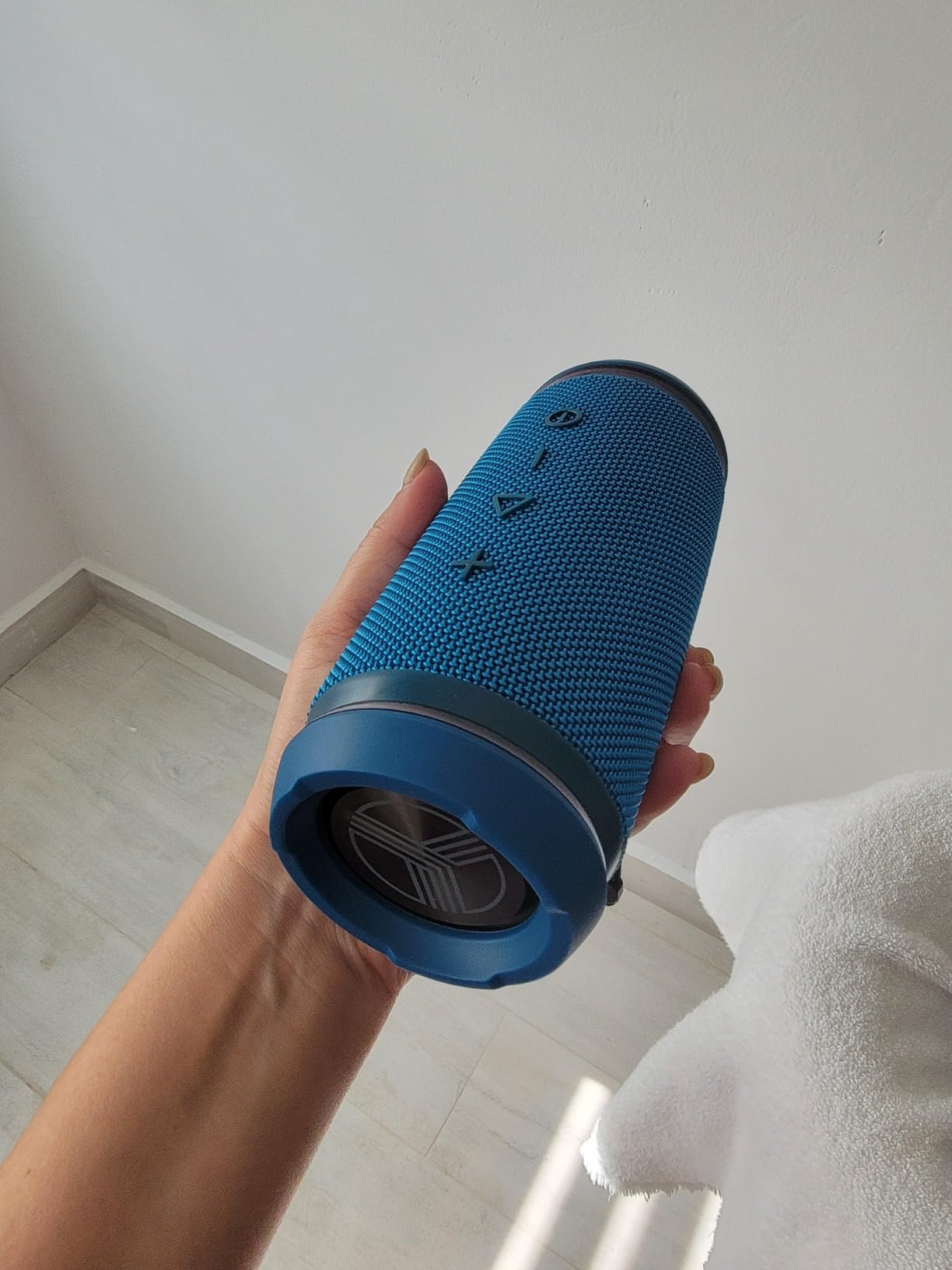 TREBLAB HD77 Bluetooth Speaker - Powerful 360° Sound with Impactful Bass, 30W Portable Wireless Audio, 20H Battery, IPX7 Waterproof, TWS Stereo, Shockproof Design for Outdoor, Beach, Pool, Jobsite - Customer Photo 2