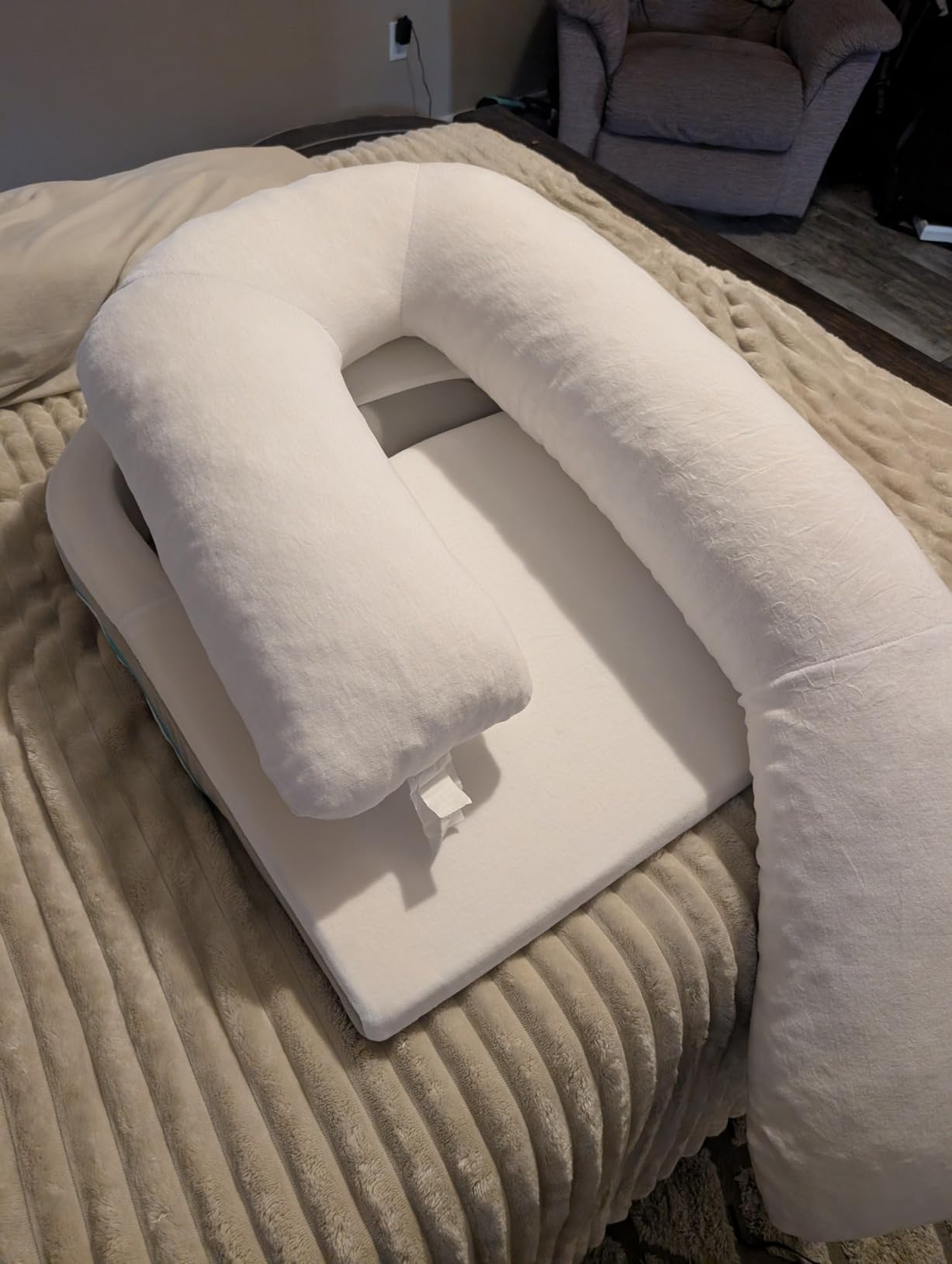MedCline Shoulder Relief System, Bed Wedge Pillow for Shoulder Pain Relief with Therapeutic Body Pillow, Insert, and Covers, Inclined Sleep Position with Arm Pocket, Large for 5'10