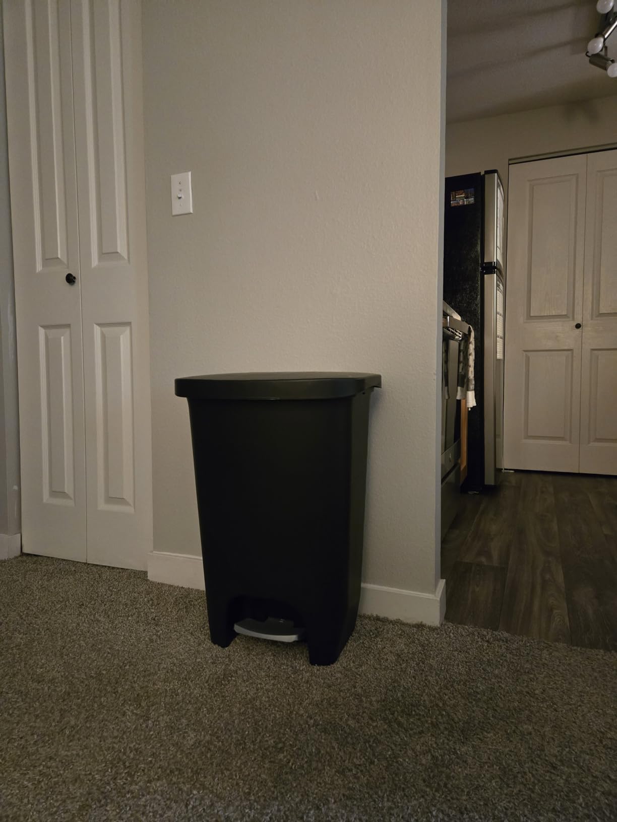 Glad 13 Gallon Trash Can | Plastic Kitchen Waste Bin with Odor Protection of Lid | Hands Free with Step On Foot Pedal and Garbage Bag Rings, Black - Customer Photo 1