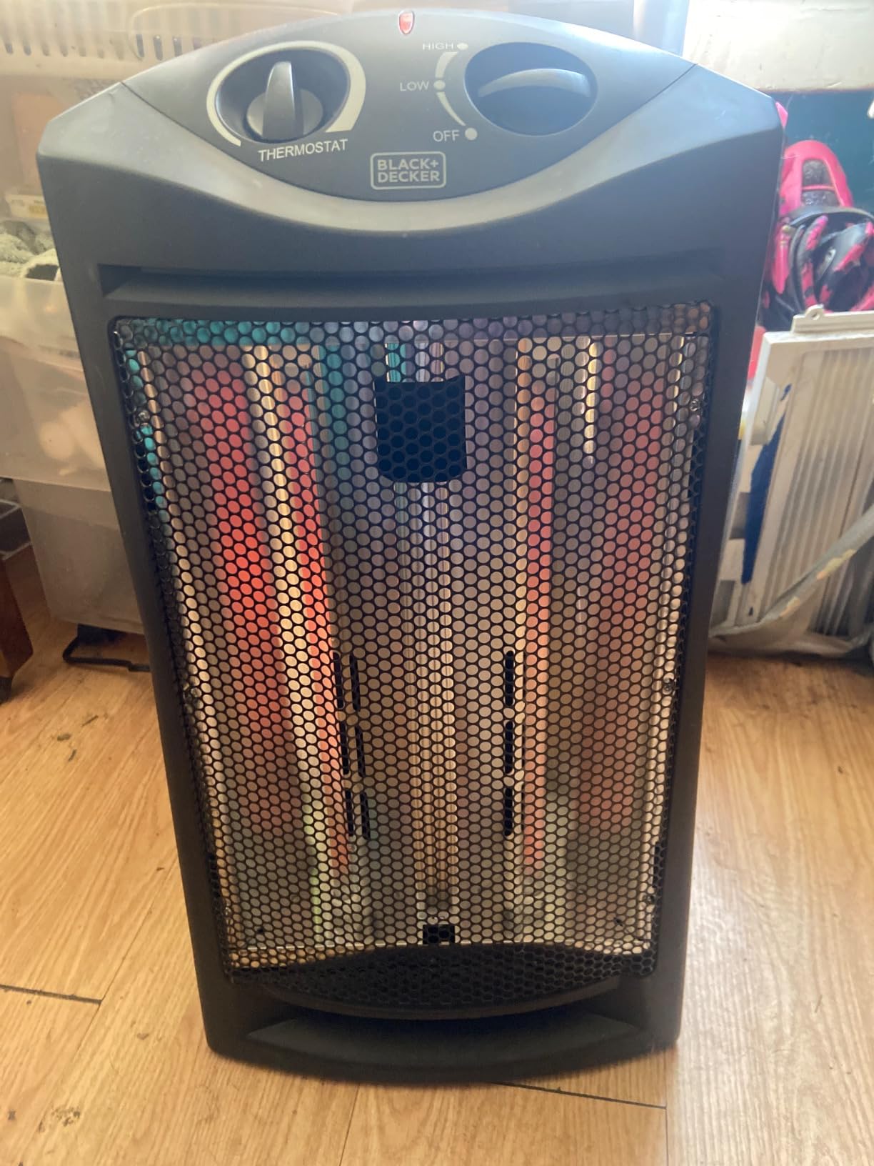 BLACK+DECKER Infrared Radiant Quartz Tower Heater, 1500W Space Heater with Adjustable Thermostat, Portable Heater with 2 Settings, Personal Heater for Home and Office, BHTI06, Black - Customer Photo 1