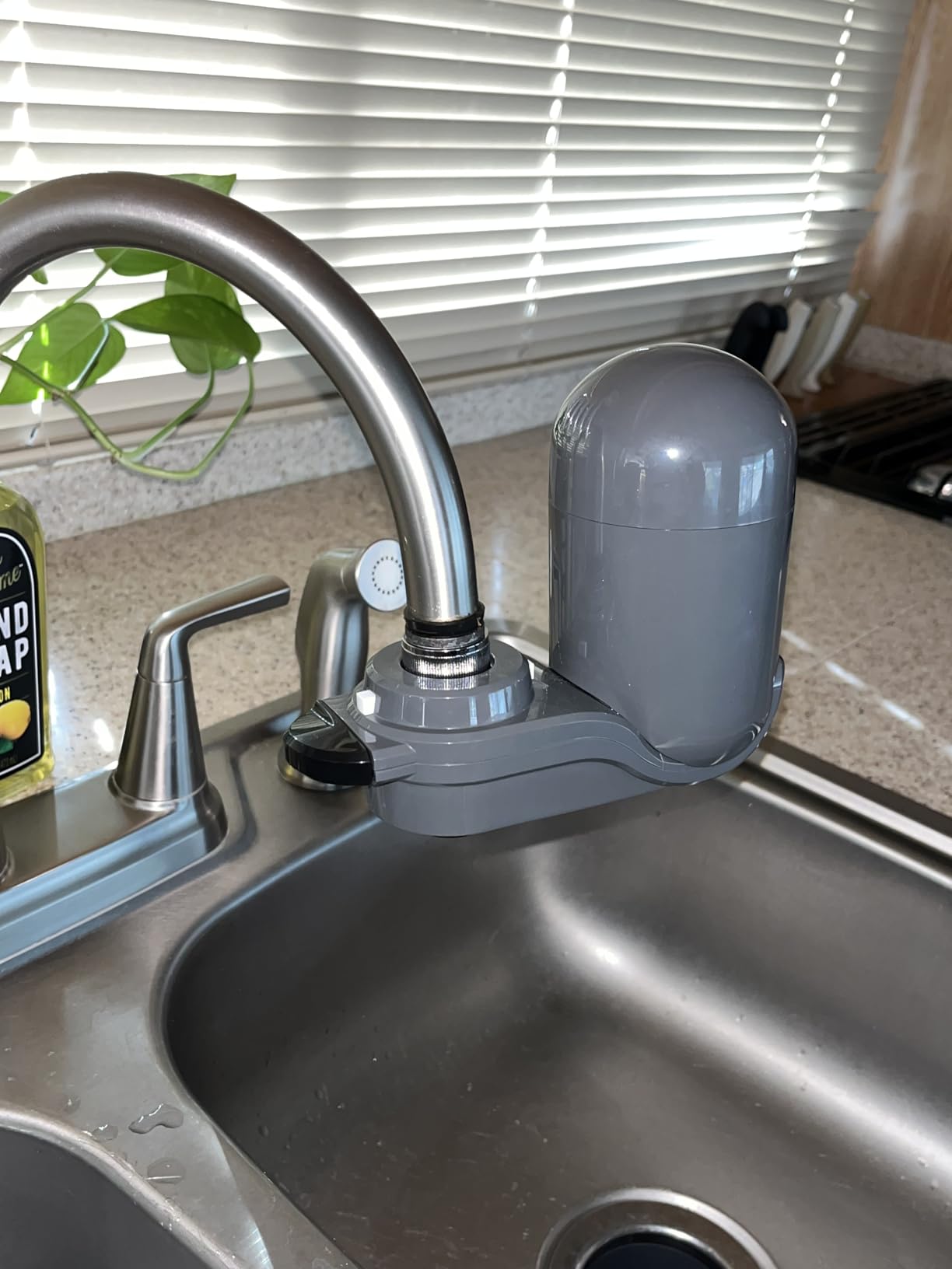 PUR Plus Vertical Faucet Mount Water Filtration System, Lead-Reducing Water Filter For Sink Faucet, Easy Install, 100 Gallons, Compatible with Sinks with External Aerators, Grey - Customer Photo 1