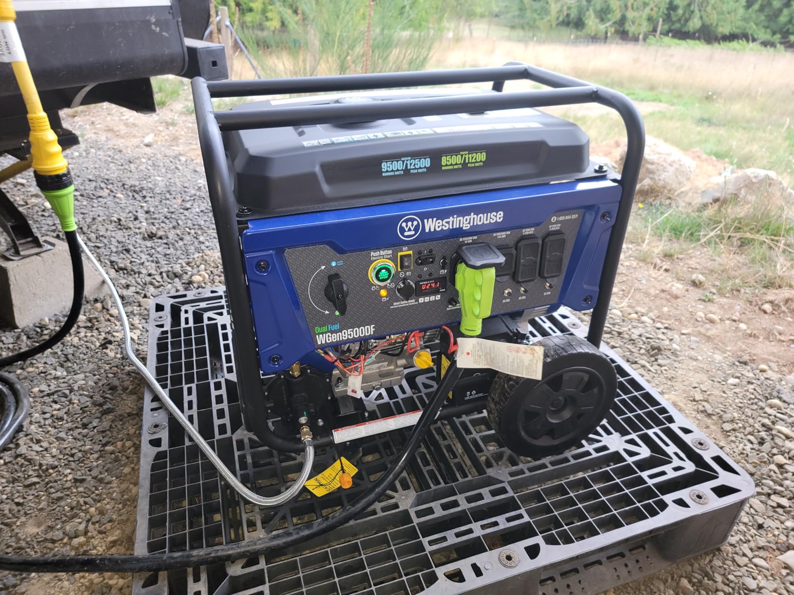 Westinghouse 12500 Watt Dual Fuel Home Backup Portable Generator, Remote Electric Start, Transfer Switch Ready, Gas and Propane Powered - Customer Photo 2