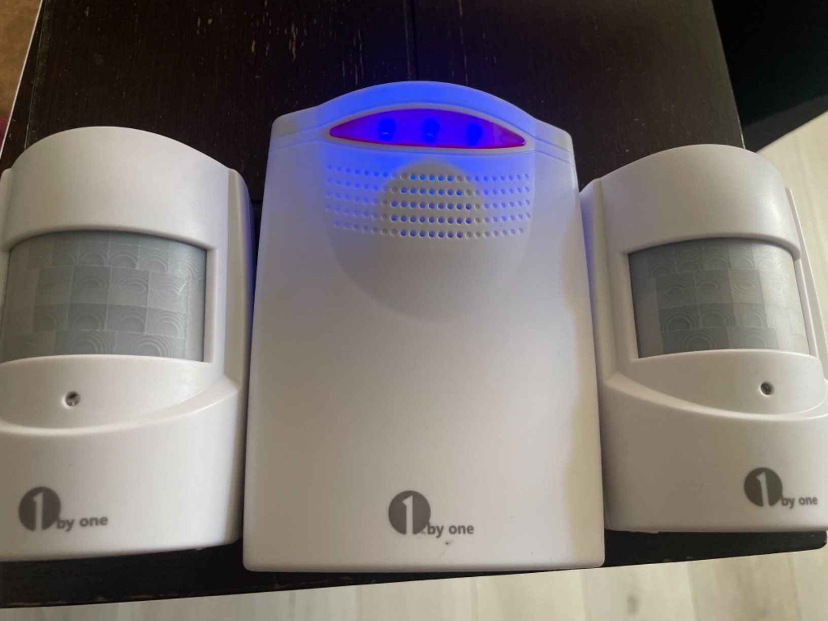 Driveway Alarm Wireless Outside, 1byone Motion Sensor Alarm 1000 FT Range Extra Loud Chimes Home Security Alarm System with 1 Receiver 2 Weatherproof Infrared Sensors Protect Indoor/Outdoor Property - Customer Photo 1