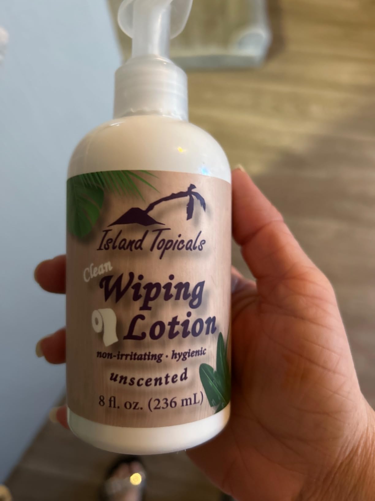 Wiping Lotion | Experience Clean | The Cleaner Way to use Toilet Paper | 8 Fl Oz Bottle (Unscented) - Customer Photo 1
