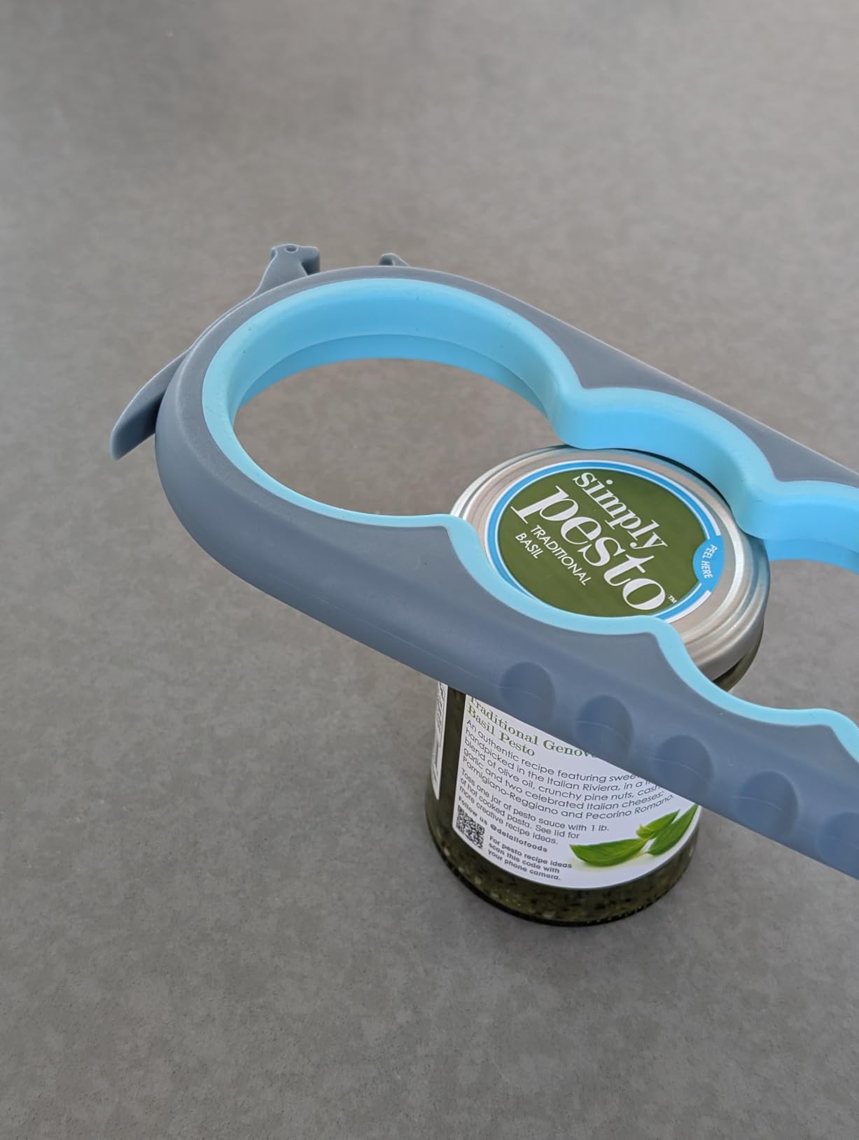 Otstar Jar Opener Bottle Opener and Can Opener for Weak hands, Seniors with Arthritis and Anyone with Low Strength, Mutil Jar Opener Get Lids Off Easily (Blue and Grey) - Customer Photo 1