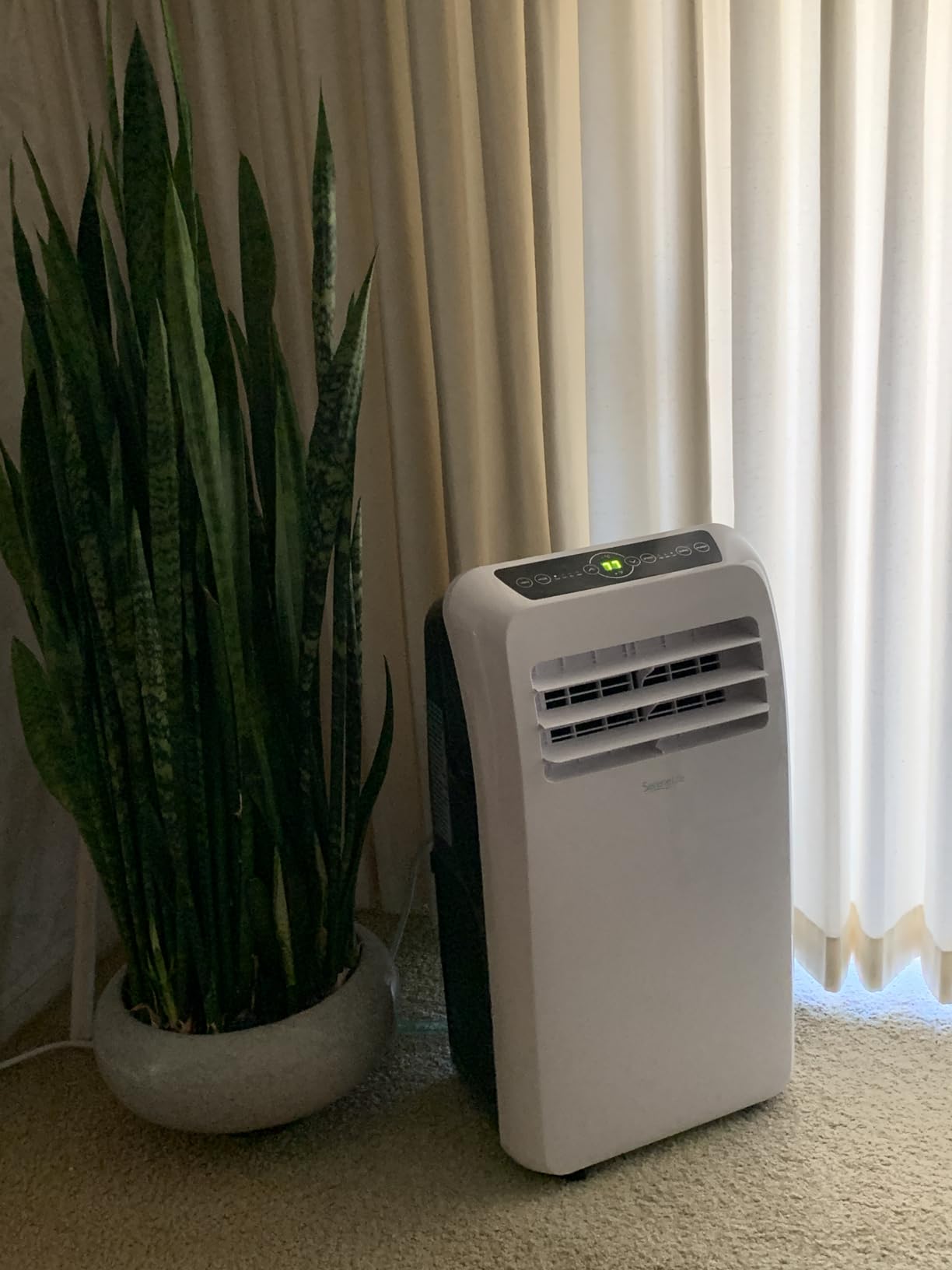 SereneLife Small Air Conditioner Portable 12,000 BTU with Built-in Dehumidifier + Heat - Portable AC unit for rooms up to 550 sq ft - Remote Control, Window Mount Exhaust Kit - Customer Photo 1