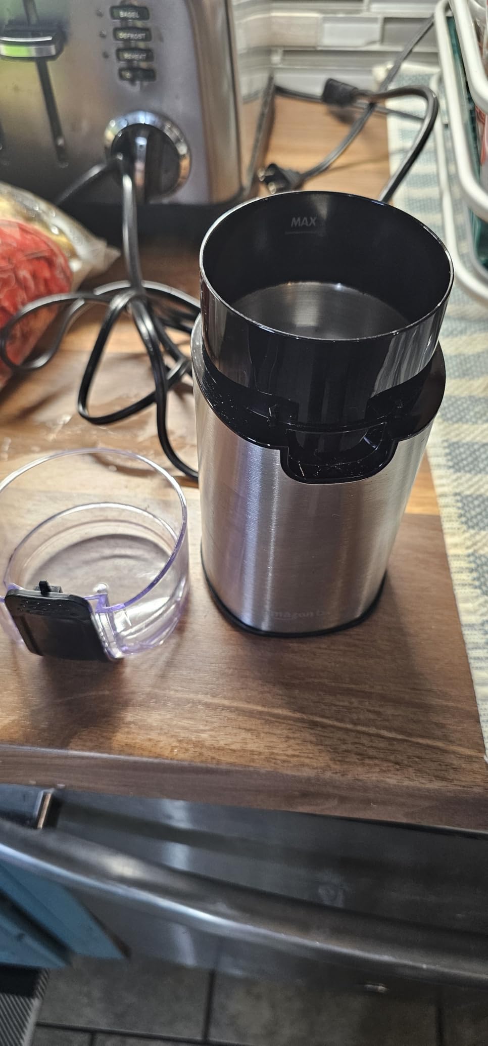 Amazon Basics Electric Coffee Grinder, Coffee Bean and Spice Grinder, With Heavy-Duty Stainless Steel Grind Blades - Customer Photo 2