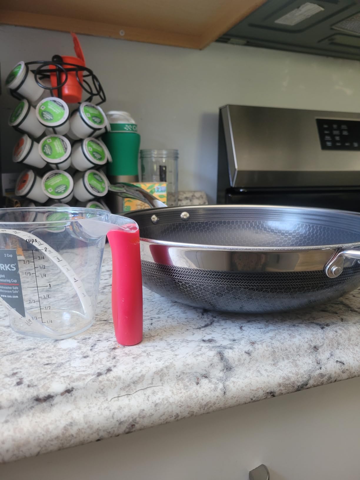 HexClad Hybrid Nonstick 12-Inch Wok, Stay-Cool Handle, Dishwasher-Friendly, Oven-Safe Up to 900°F, Induction Ready, Compatible with All Cooktops - Customer Photo 2