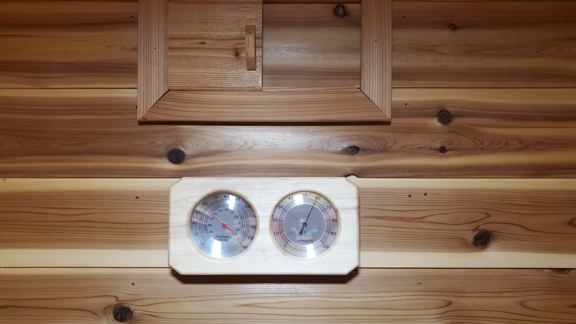 Dyna-Living Sauna Thermometer 2 in 1 Wooden Fahrenheit Thermometer Hygrometer for Sauna Indoor Hygrothermograph for Family Hotel Sauna Room - Customer Photo 1