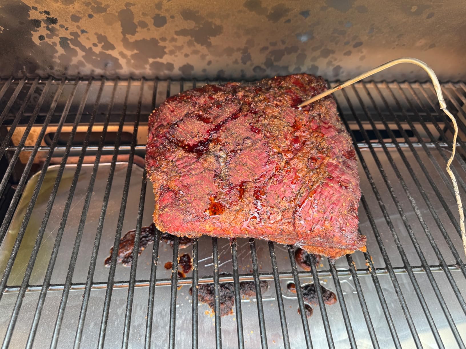 Traeger Grills Ironwood 885 Wood Pellet Grill and Smoker, WiFi Pellet Smoker Grill with Super Smoke Mode, D2 Controller, Large 885 sq. in. Cooking Area, Outdoor BBQ Electric Pellet Smoker, TFB89BLFC - Customer Photo 1