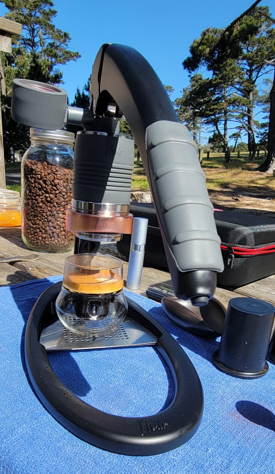 Flair UPDATED PRO 3 (Black) - All manual lever espresso maker with a stainless steel brew head, pressure gauge, and a shot mirror - Customer Photo 1