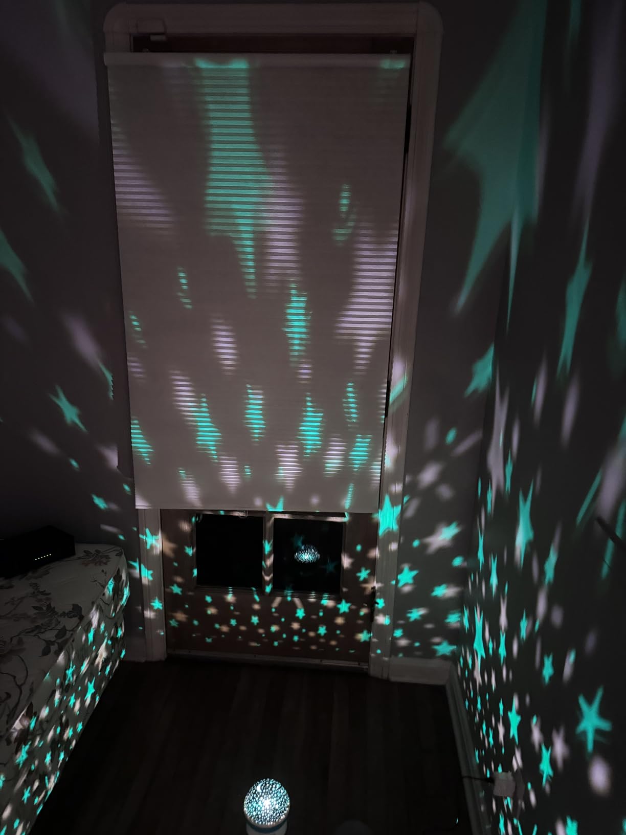 Night Light for Kids, Kids Night Light Nebula 360 Degree Rotation - 4 LED Bulbs 12 Light Color Star Projector Changing with USB Cable, Romantic Gifts for Men Women Children - Customer Photo 2