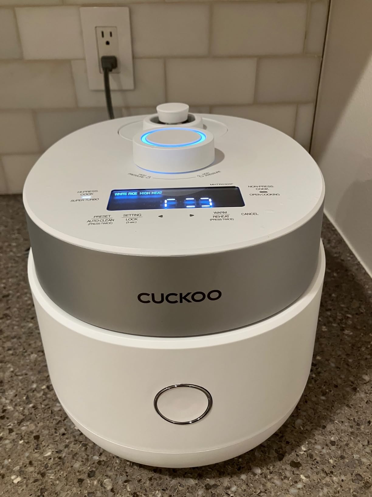 CUCKOO 6-Cup Uncooked / 12-Cup Cooked Induction Heating Twin Pressure Rice Cooker, 16 Menu Modes, Multi-Language Voice Guide, Versatile Grain Multi-Cooker & Pressure Cooker (CRP-LHTR0609FW) - Customer Photo 1