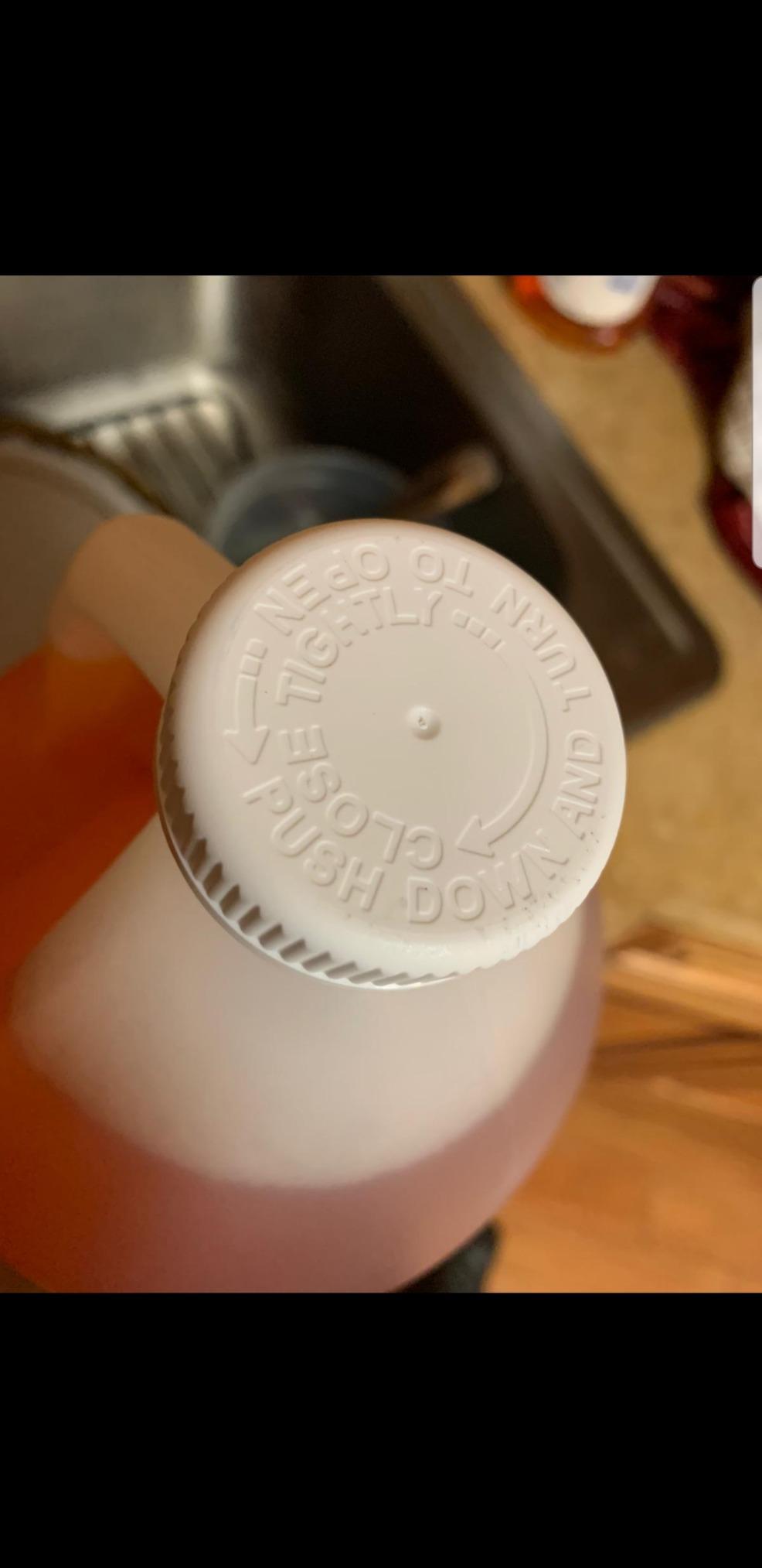 Bastion Foaming Antibacterial Hand Soap: Mandarin Orange Scented Instant Foam Hand Wash Refill 1 Gallon (128 oz) Bulk Jug. Made In The USA - Customer Photo 2