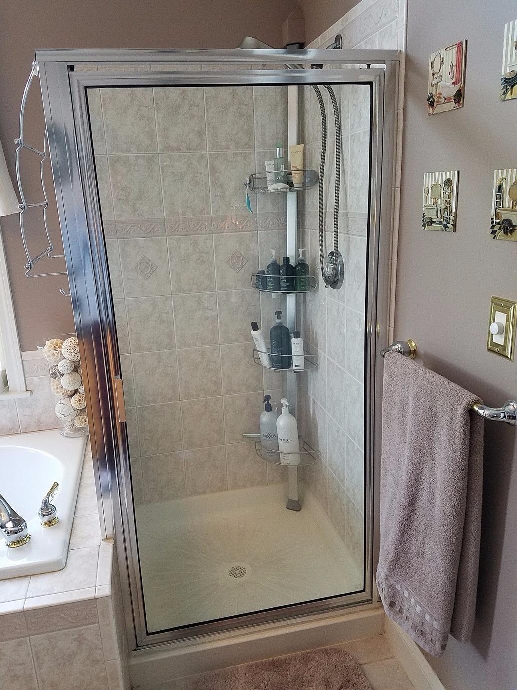 simplehuman 8' Tension Pole Shower Caddy, Stainless Steel and Anodized Aluminum - Customer Photo 1