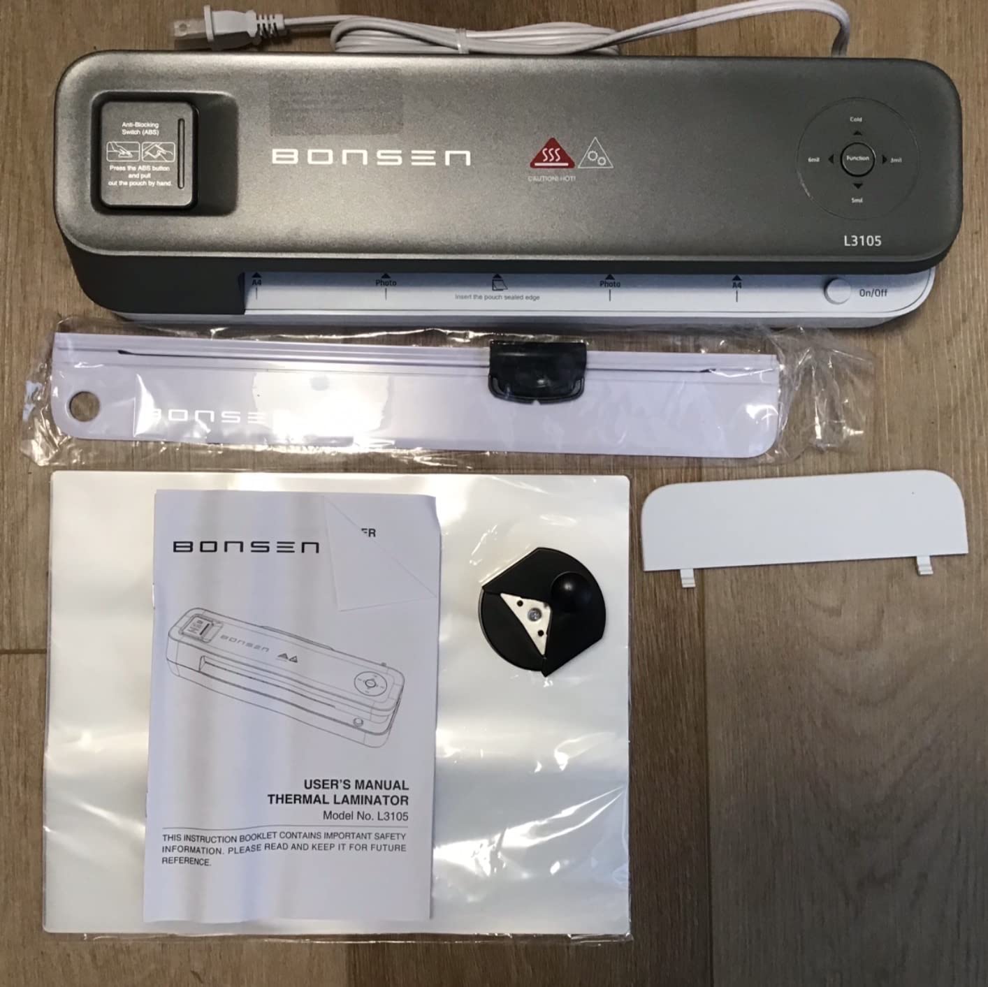 BONSEN A4 Laminator Machine, 9.33-Inch Thermal Laminator with Never Jam Technology, 100 Laminating Sheets, Laminates Photos Cards Documents, 4-in-1 Personal Laminators for Teachers Home Office School - Customer Photo 2