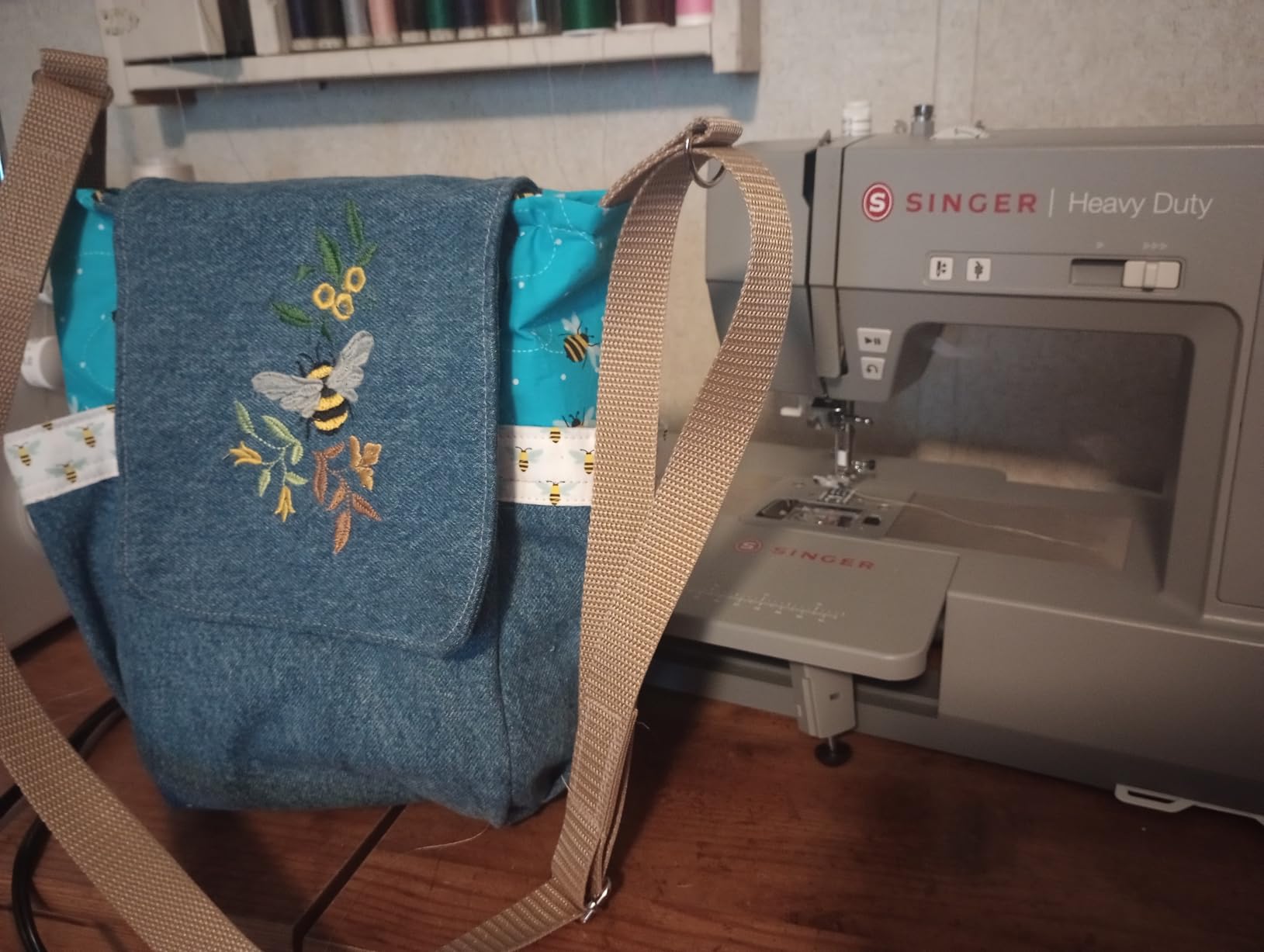 SINGER Heavy Duty 6700C Computerized Sewing Machine with Accessory Kit - Customer Photo 1