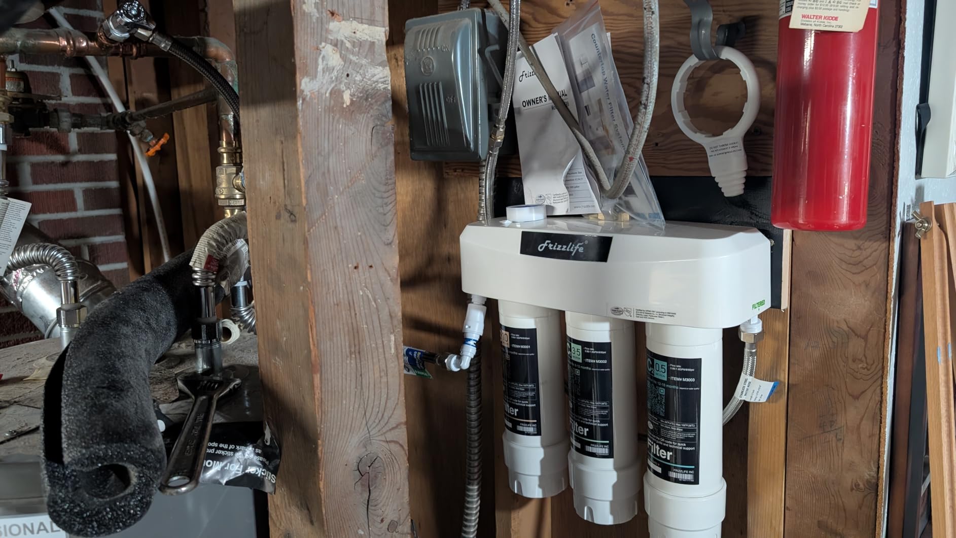 Frizzlife Under Sink Water Filter System SK99-NEW, Direct Connect, NSF/ANSI 53&42 Certified 0.5 Micron Carbon Block, Remove Lead, Chlorine, Chloramine, Fluoride, Odor & Bad Taste- Quick Change - Customer Photo 1