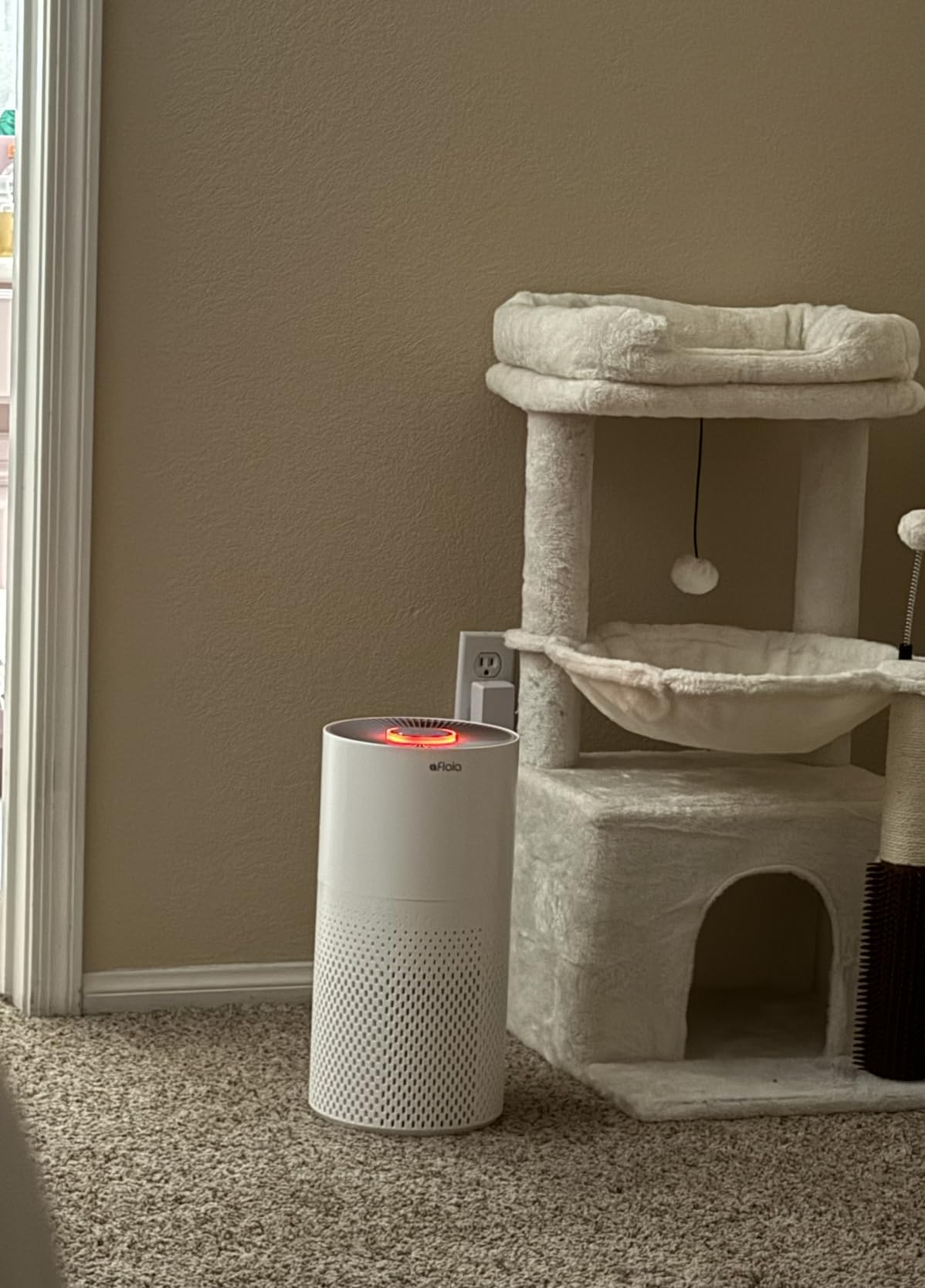 Afloia Air Purifiers for Home Bedroom Large Room Up to 1076 Ft², 3-Stage Filter Cleaner Odor Eliminator, Remove Pets Dust Dander Hair Allergy Mold Pollen Smoke Smell, Quiet 22 dB, 7 Colors Night Light - Customer Photo 1