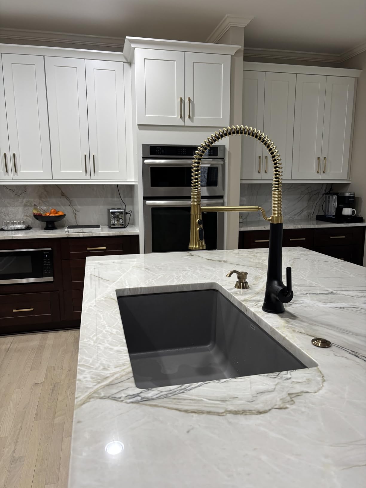 Kohler 23766-2MB Kitchen, Tone, Touchless Pull Gold, 3-Spray Faucet, K-23766-2MB, Vibrant Brushed Moderne Brass - Customer Photo 1