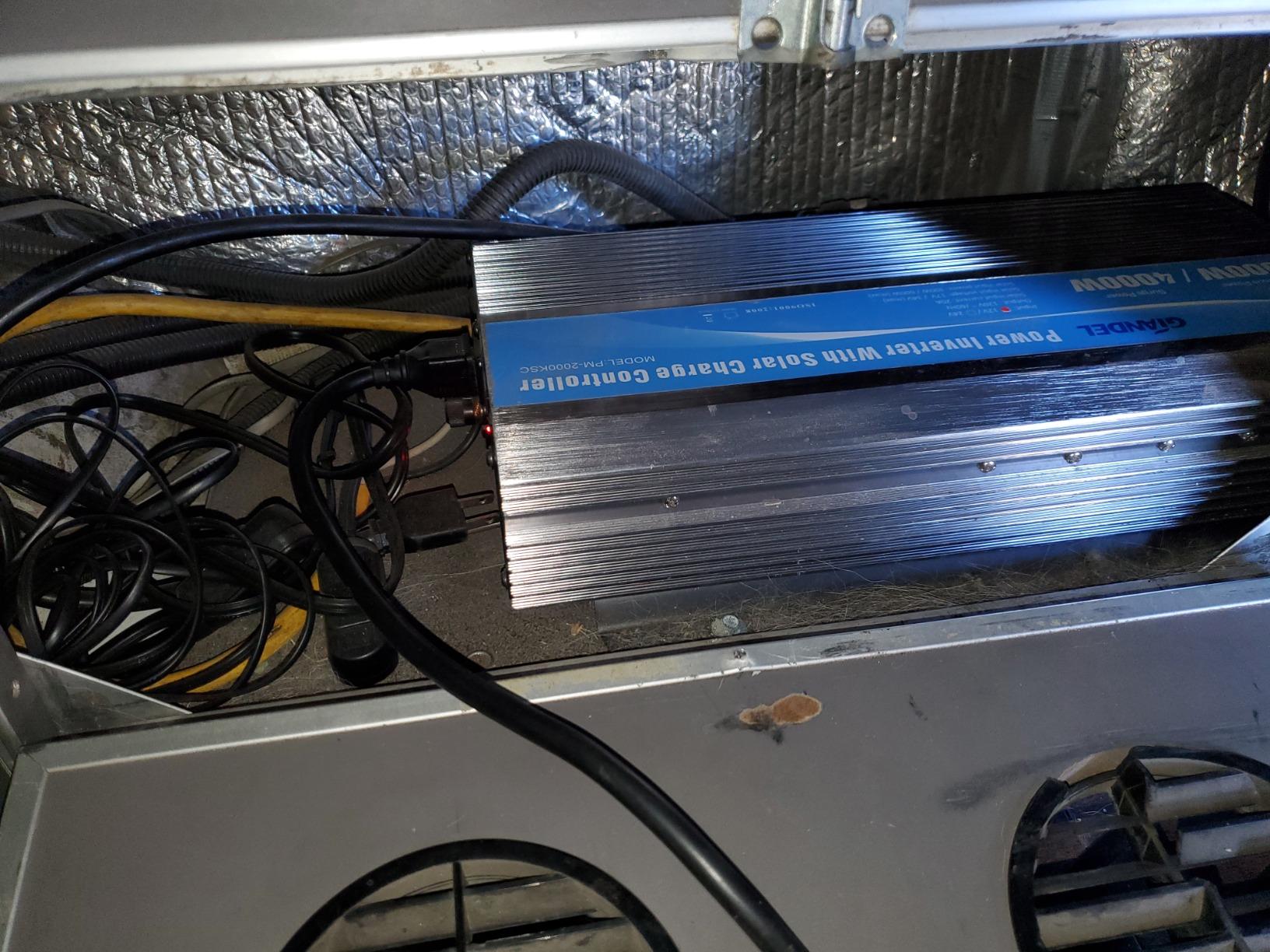 GIANDEL Power Inverter 5000 Watt Pure Sine Wave ETL UL458 Listed Converts 12 V to 120 Vac with Hard Wire Terminals & Push Mount Remote with Big LCD Display for Solar System RV Trucks Camper Boats - Customer Photo 3