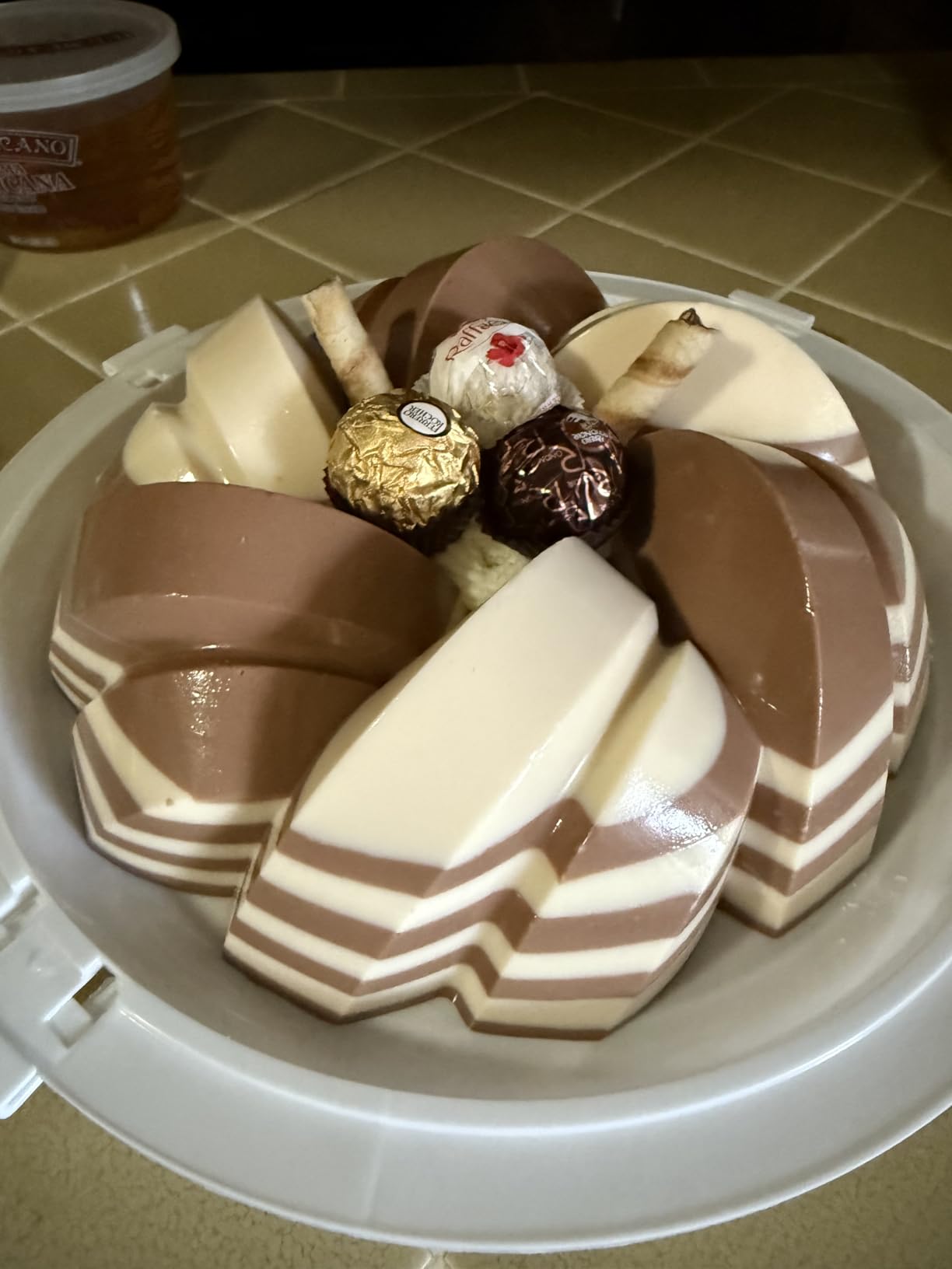 Nordic Ware NW 95577 75th Anniversary Braided Rope Bundt Cake Pan, Gold 12 Cup Capacity - Customer Photo 1