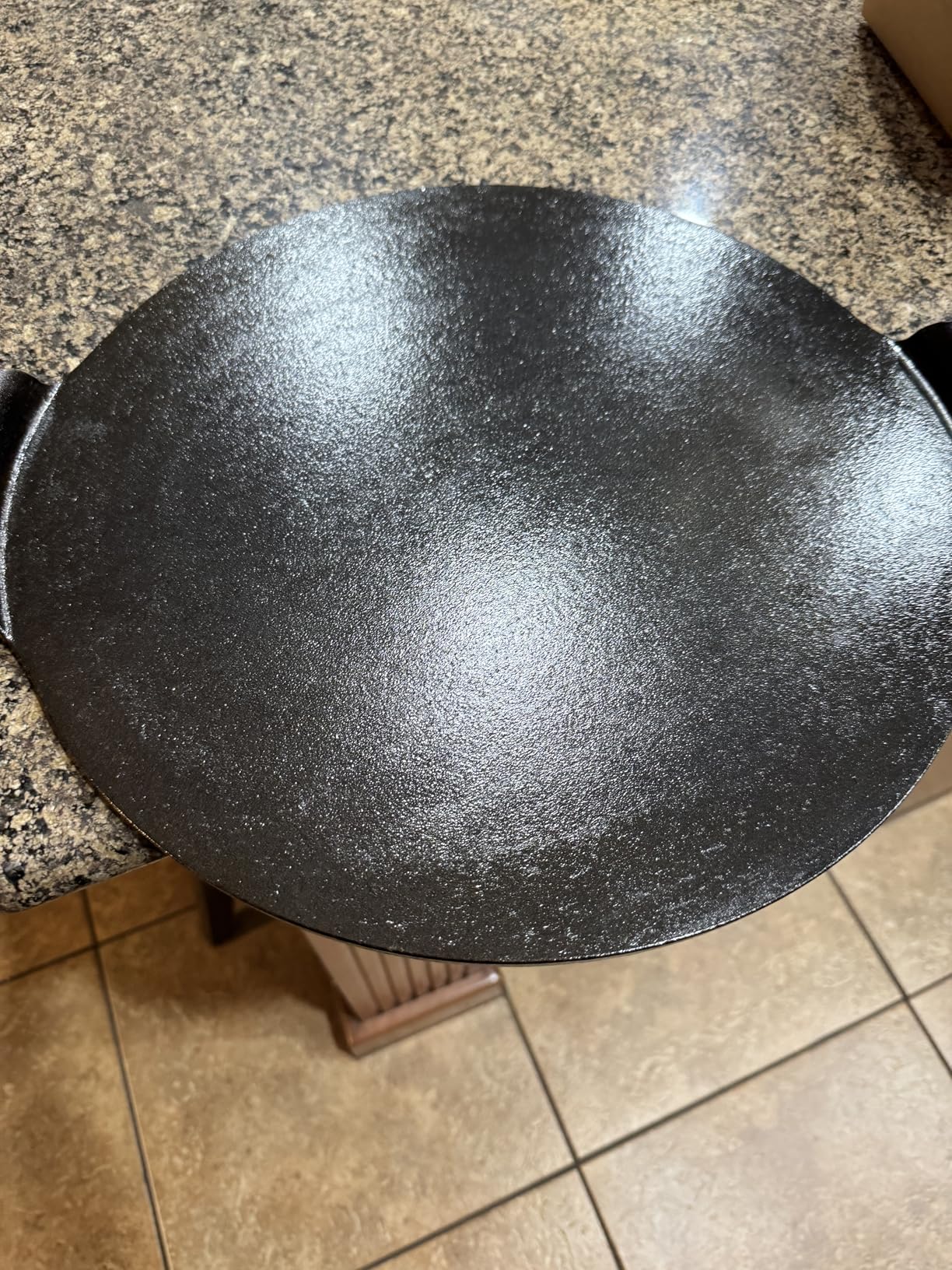 Lodge Cast Iron Pizza Pan, 15 inch Customer Review Lodge Cast Iron Pizza Pan, 15 inch - Customer Photo 2