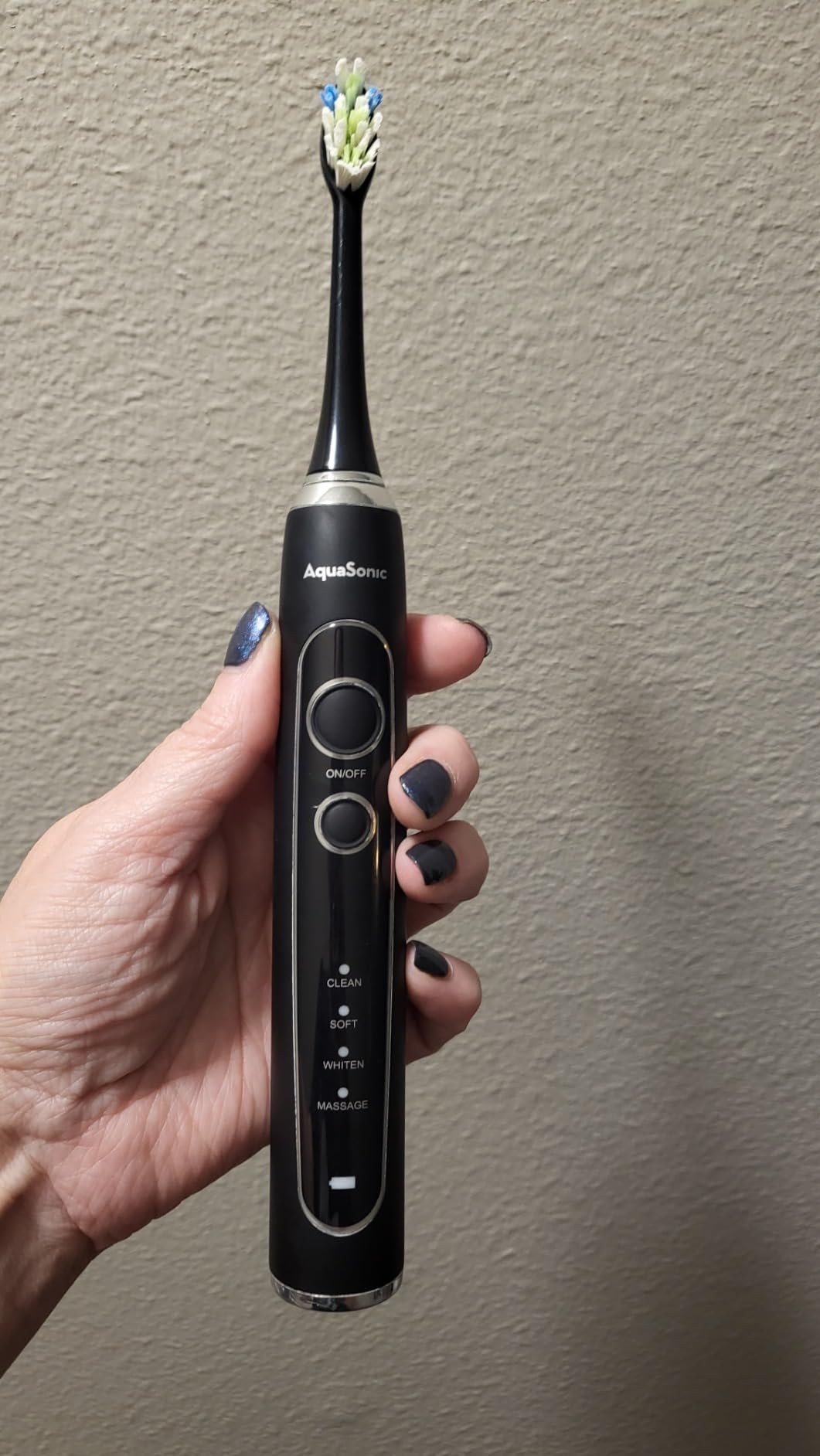 Aquasonic Black Series PRO UV – Ultra-Whitening Electric Toothbrush – 5 Modes & Smart Timers – UV Sanitizing Base, Premium Travel Case & 6 Proflex Brush Heads – ADA Accepted - Customer Photo 2