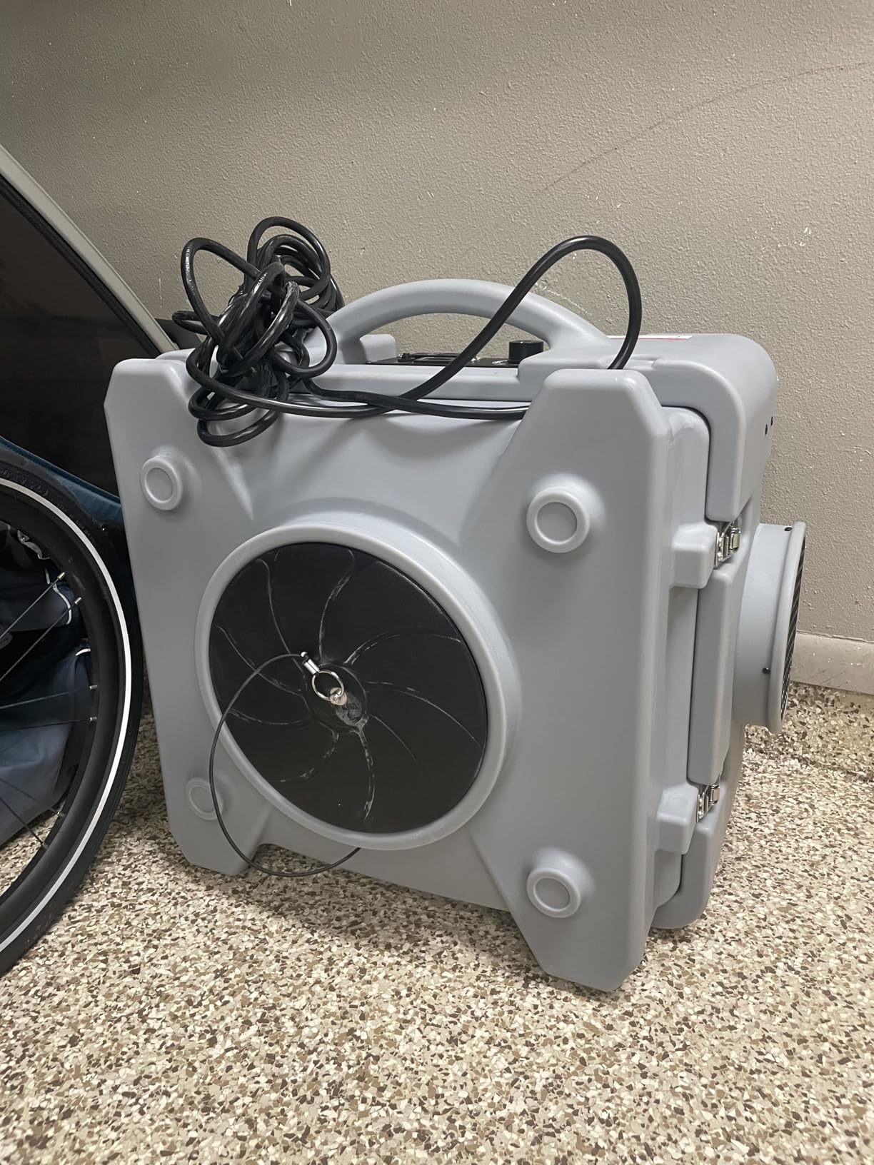 MOUNTO HEPA500 Commercial 500cfm Air Purifier Hepa Air Scrubber Negative Air Machine Roto-Molded (Blue) - Customer Photo 1