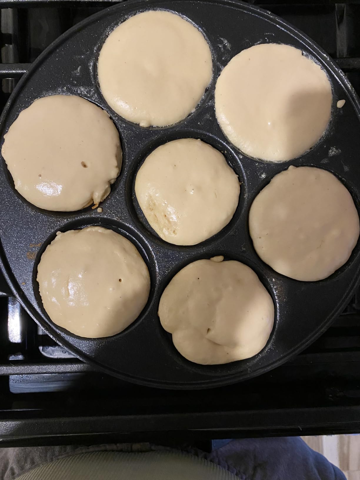 Nonstick Pancake Pan Pancake Griddle With 7-mold Design Mini Pancake Maker With PFOA Free Coating-Black - Customer Photo 1