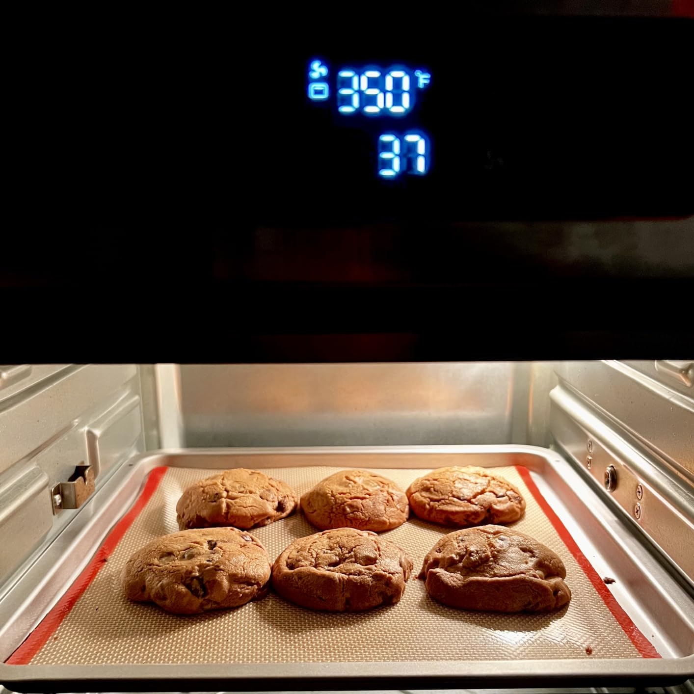 Emeril Lagasse Extra Large French Door Air Fryer Toaster Oven Combo, 24 Cooking Functions and Digital Controls, 7 Accessories Included, Stainless Steel Finish, 26QT Capacity - Customer Photo 1