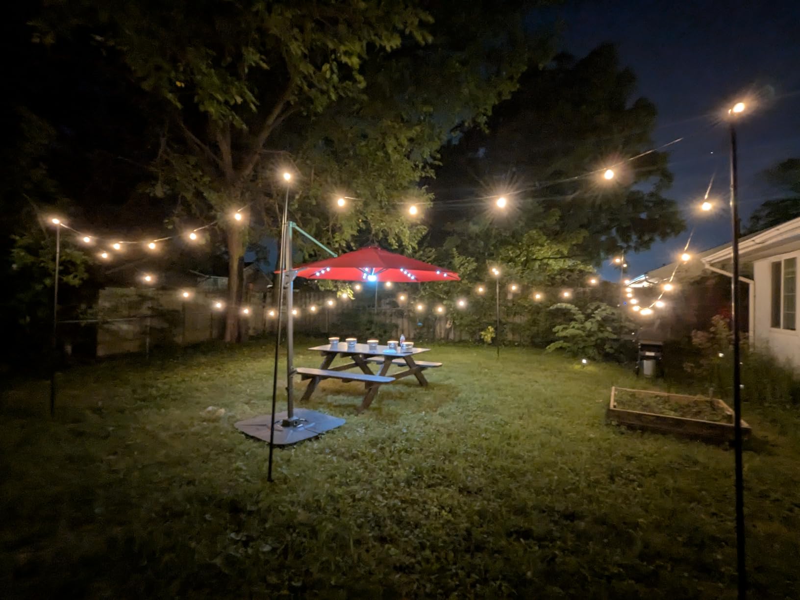 Best Choice Products 10ft Solar LED Cantilever Patio Umbrella, 360-Degree Rotation Hanging Offset Market Outdoor Sun Shade for Backyard, Deck, Poolside w/Lights customer photo 1