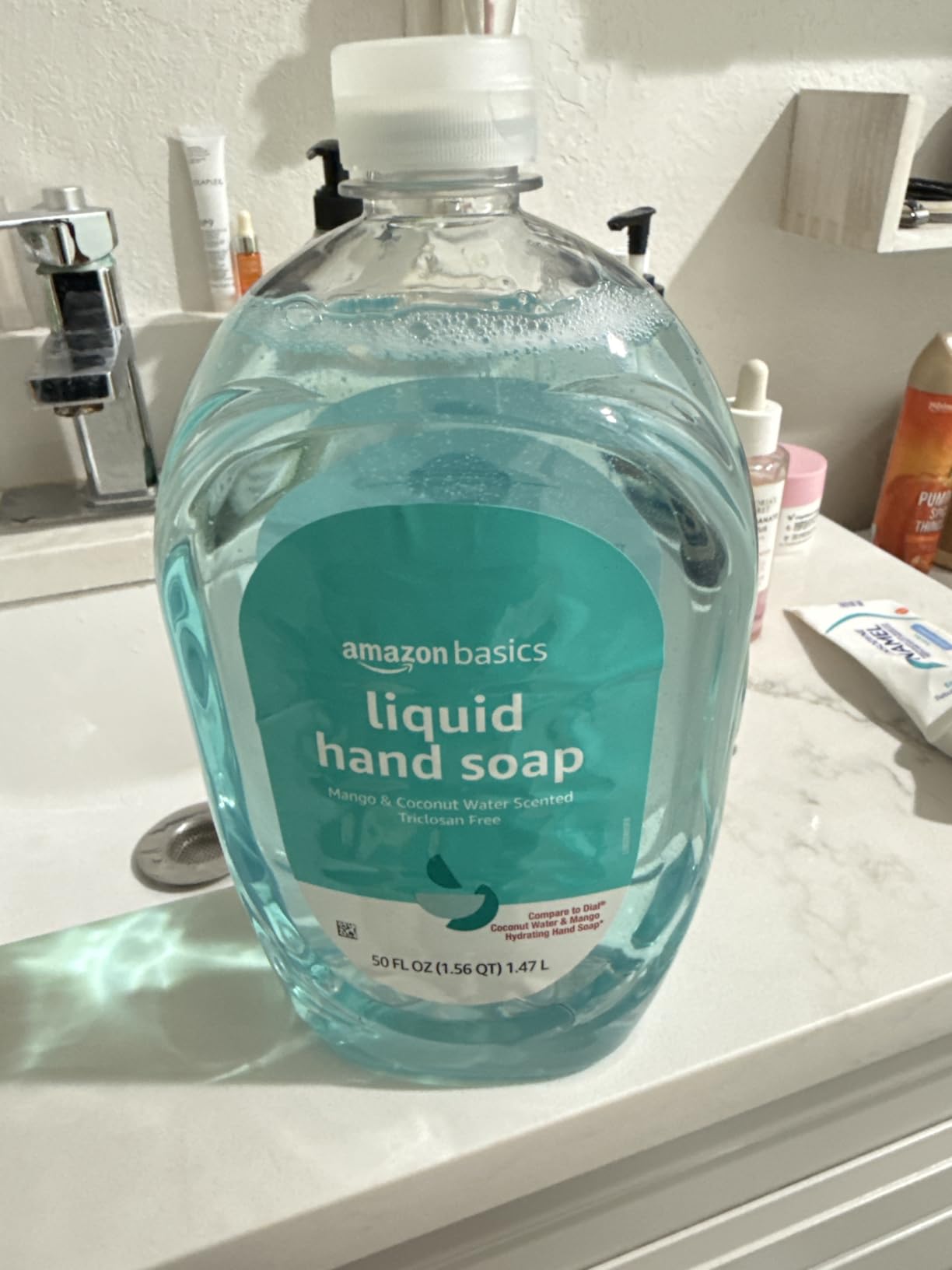 Amazon Basics Liquid Hand Soap Refill, Mango and Coconut Water Scent, Triclosan-Free, 50 Fl Oz (Pack of 1) (Previously Solimo) - Customer Photo 2
