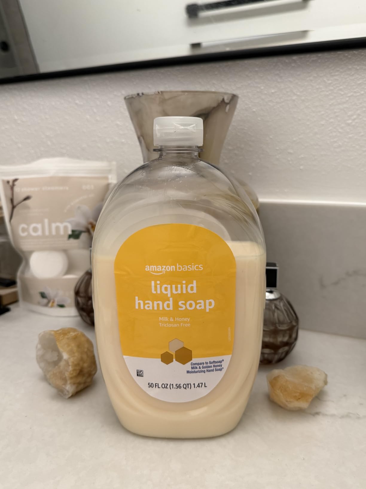 Amazon Basics Liquid Hand Soap Refill, Milk and Honey Scent, Triclosan-free, 50 Fluid Ounces, Pack of 1 - Customer Photo 2