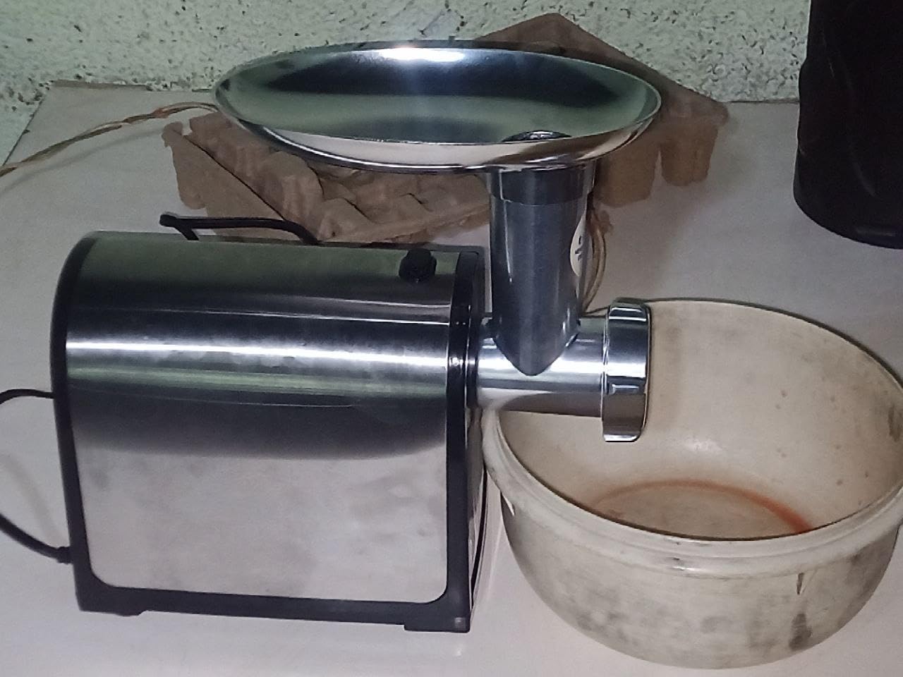HOUSNAT 3200W Max Meat Grinders for Home Use, 3 in 1 Heavy Duty Meat Mincer with 2 Blades and 3 Plates, Sausage Stuffer Tube & Kubbe Kit, Stainless Steel - Customer Photo 1