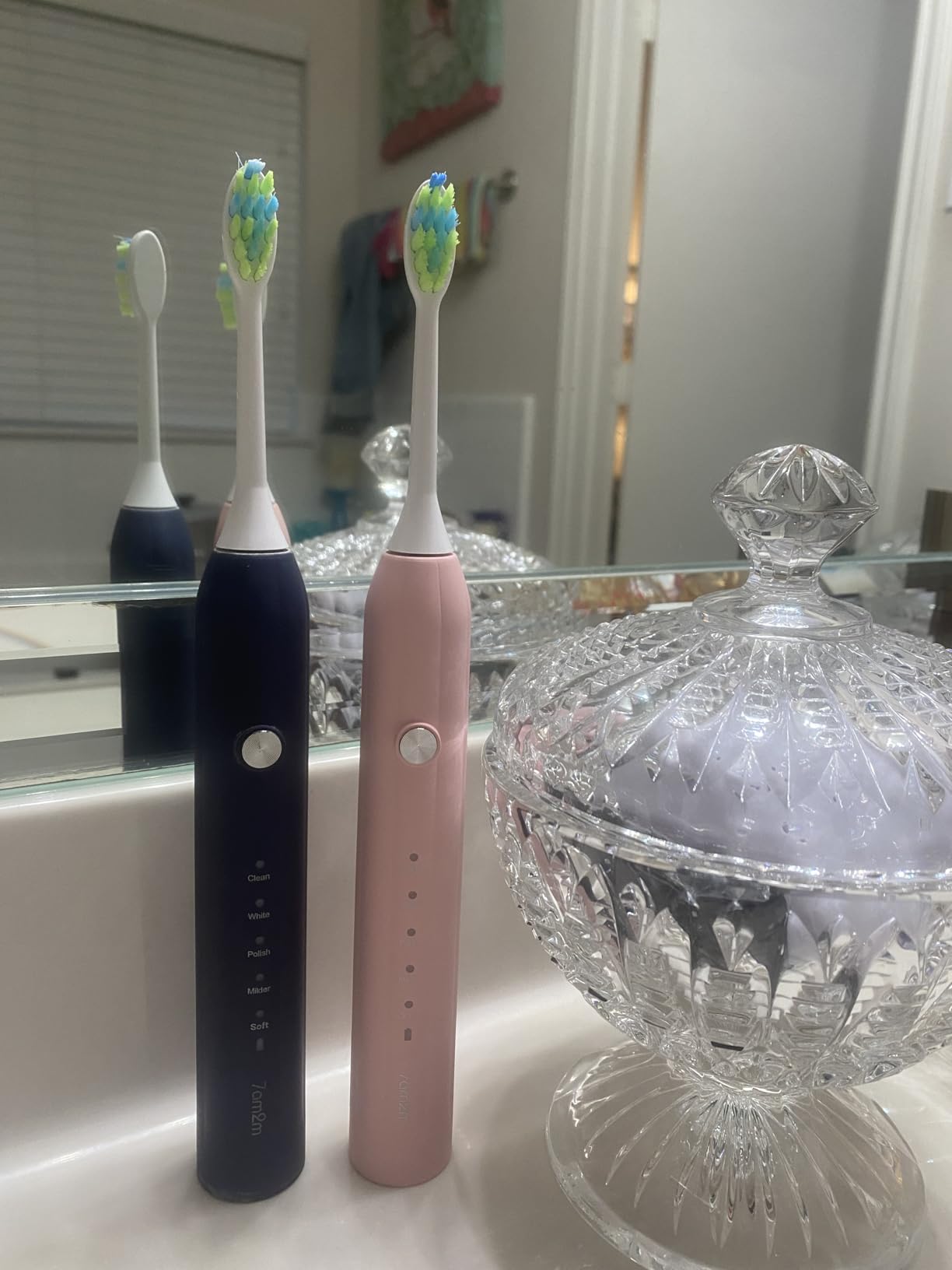 7AM2M Sonic Electric Toothbrush for Adults and Kids, with 8 Brush Heads and Travel Case,5 Modes with 2 Minutes Build in Smart Timer, One Charge Use for 90 Days, Rechargeable Toothbrushes(Pink) - Customer Photo 1