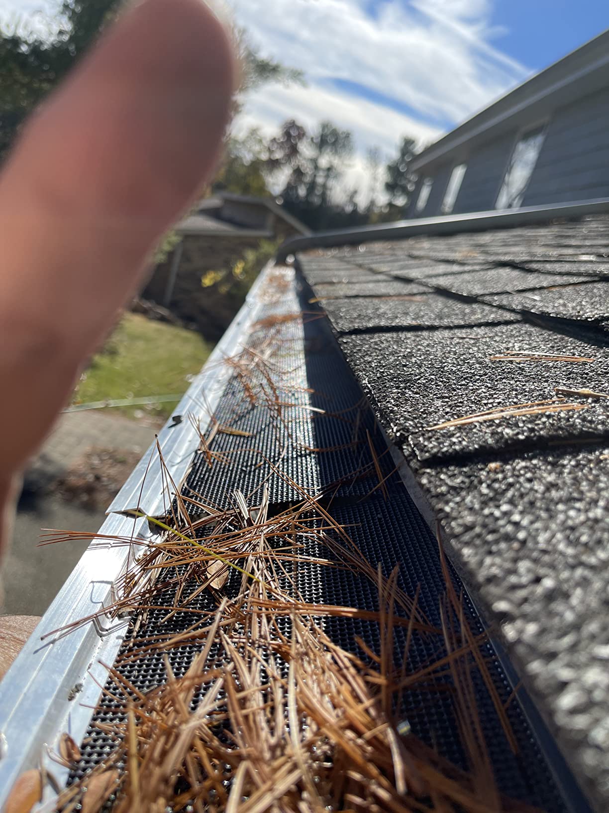 Flehomo Gutter Guard, 5 Inch Stainless Steel Micro Mesh Covers, Pine Needle & Leaf Filter Gutter Protection Fits for Any Roof or Gutters System, 15 Pack 48Ft Kit, Black - Customer Photo 1