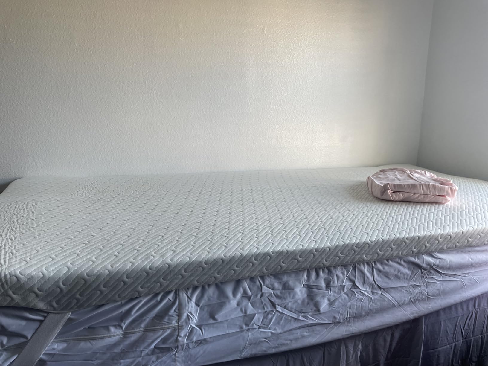 3 Inch Gel Memory Foam Mattress Topper Queen Size High Density Cooling Pad Pressure Relief Bed Topper (with Removable & Washable Bamboo Cover) - Customer Photo 1