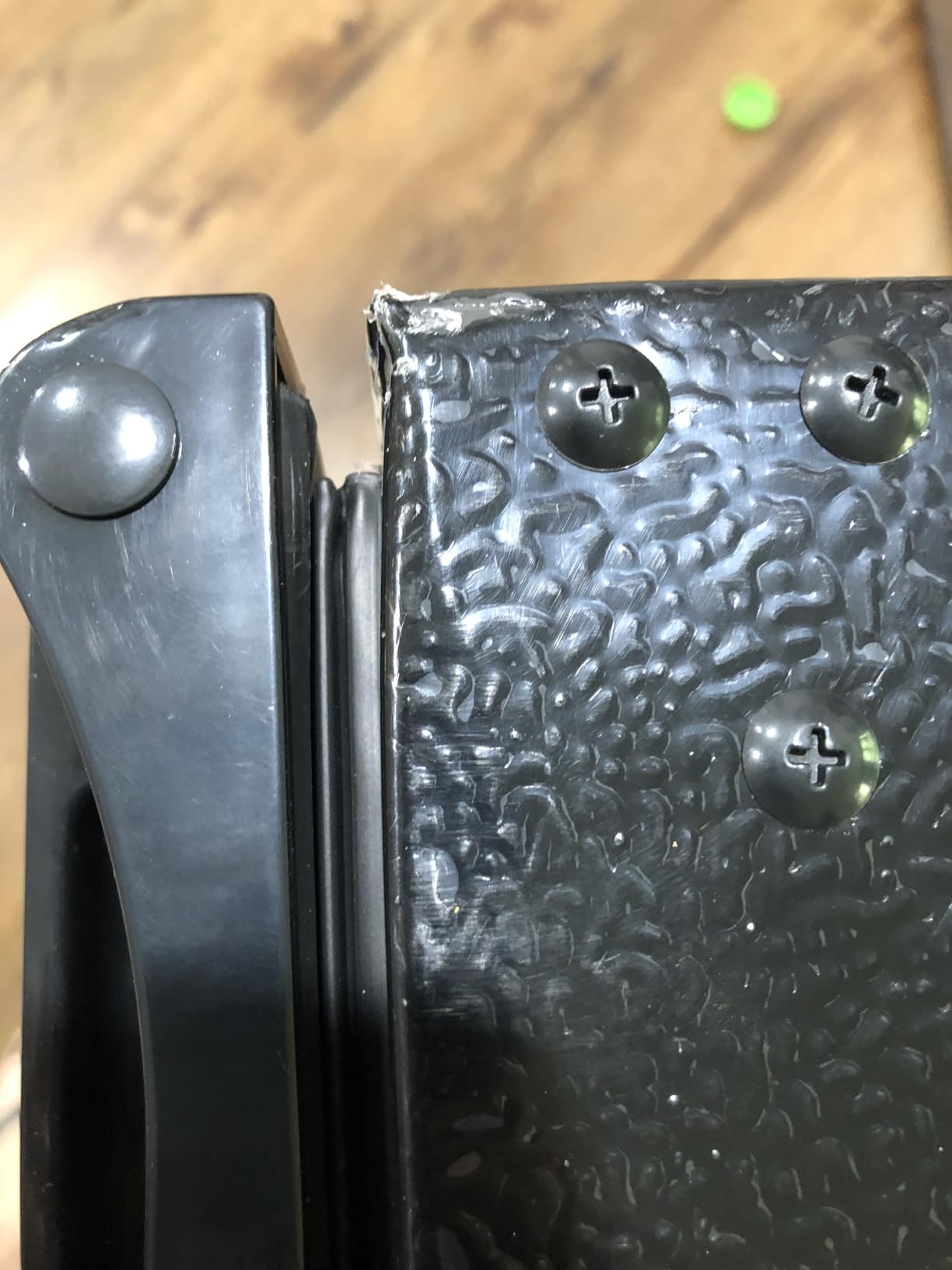 Upstreman 3.2 Cu.Ft Mini Fridge with Freezer, Single Door Mini Fridge, Dorm Fridge, Adjustable Thermostat, Mini Refrigerator for Bedroom, Office, Dorm, Black-BR321 - Customer Photo 1