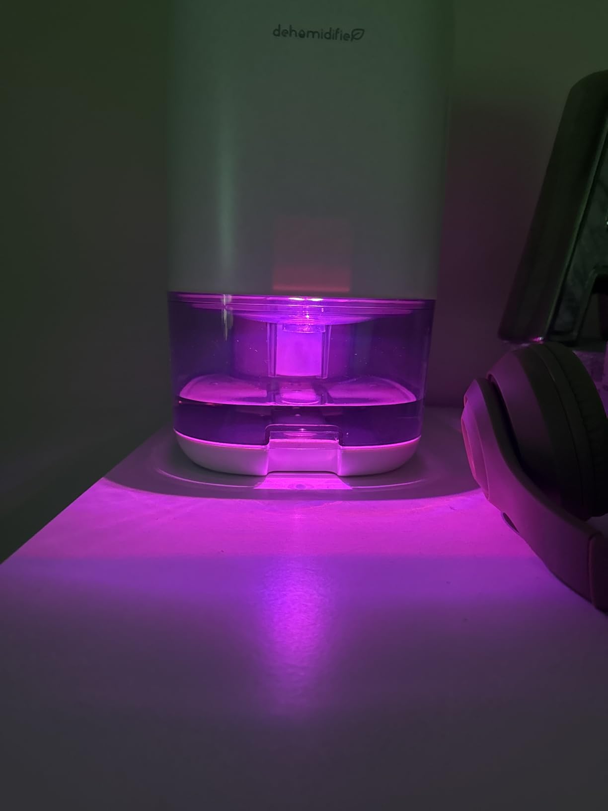 Dehumidifier,TABYIK 35 OZ Small Dehumidifiers for Room for Home, Quiet with Auto Shut Off, Dehumidifiers for Bedroom (280 sq. ft), Bathroom, RV, Closet Customer Review Dehumidifier,TABYIK 35 OZ Small Dehumidifiers for Room for Home, Quiet with Auto Shut Off, Dehumidifiers for Bedroom (280 sq. ft), Bathroom, RV, Closet - Customer Photo 1