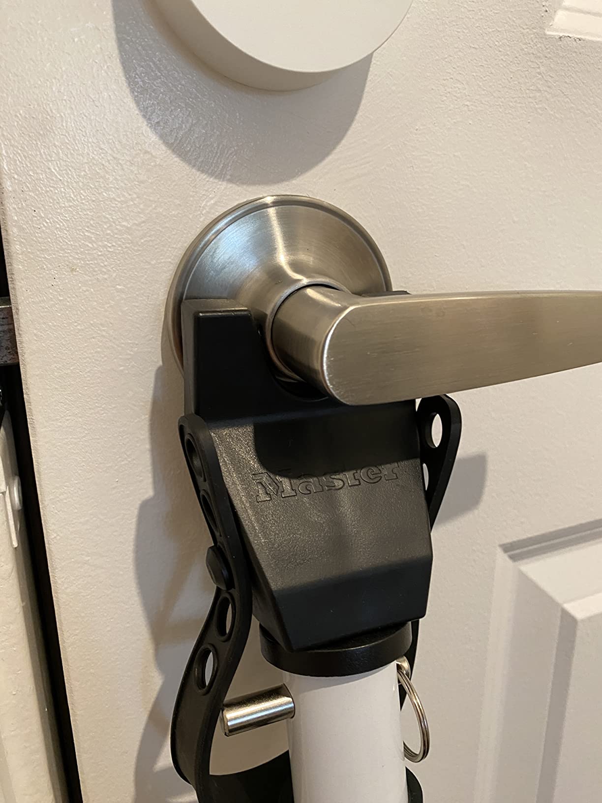 Master Lock Sliding Door Stopper and Door Security Bar, Adjustable for Hinged and Sliding Doors, Compact Enough to Travel for Hotel Security, White, 270EC - Customer Photo 1