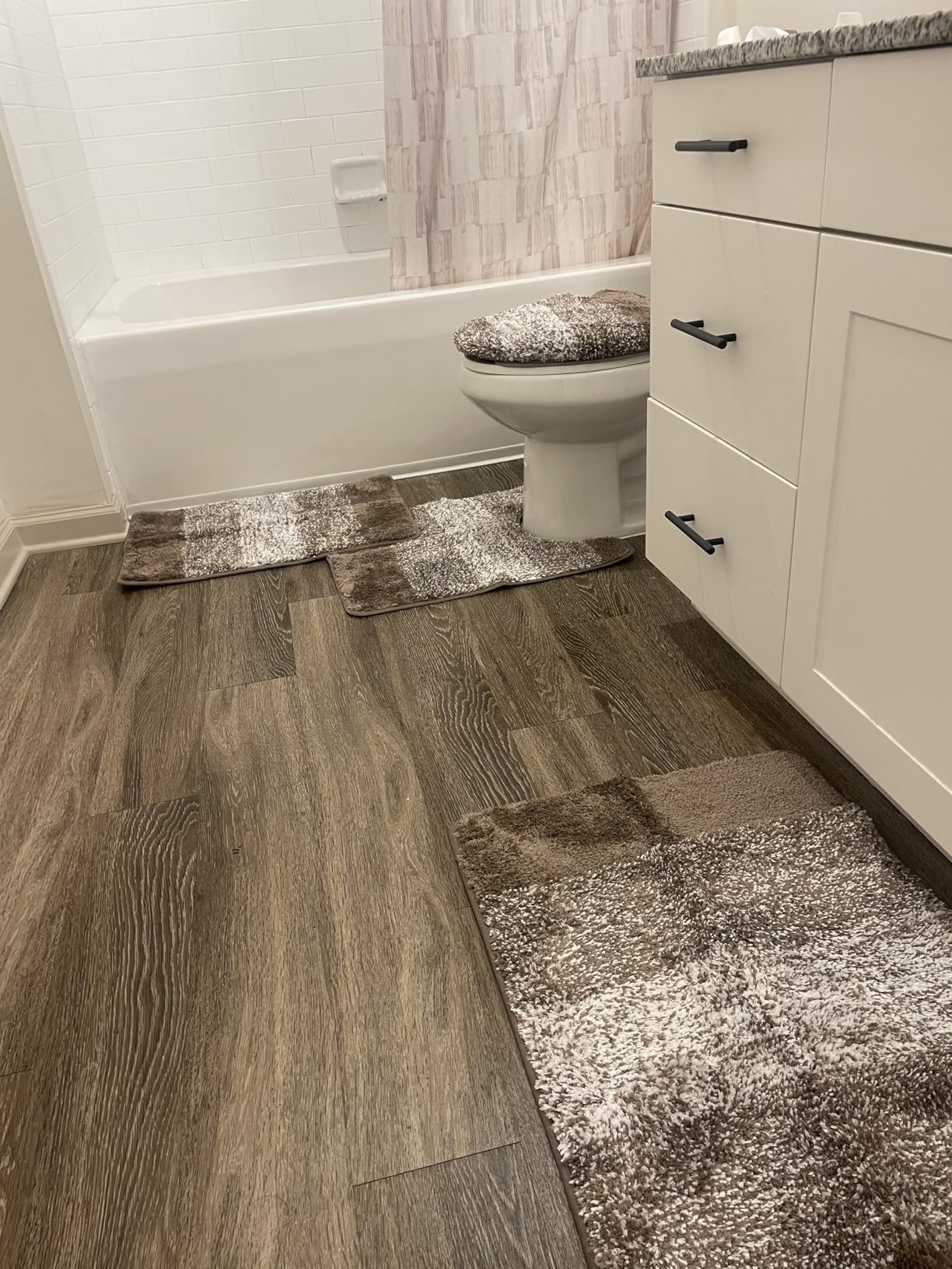 Bsmathom Bathroom Rugs Sets 4 Piece with Toilet Lid Cover, Non-Slip Bathroom Rugs and Mats Sets, Absorbent Bath Rugs Microfiber Shaggy Machine Washable Bath Rug Set, Coffee Customer Review Bsmathom Bathroom Rugs Sets 4 Piece with Toilet Lid Cover, Non-Slip Bathroom Rugs and Mats Sets, Absorbent Bath Rugs Microfiber Shaggy Machine Washable Bath Rug Set, Coffee - Customer Photo 1