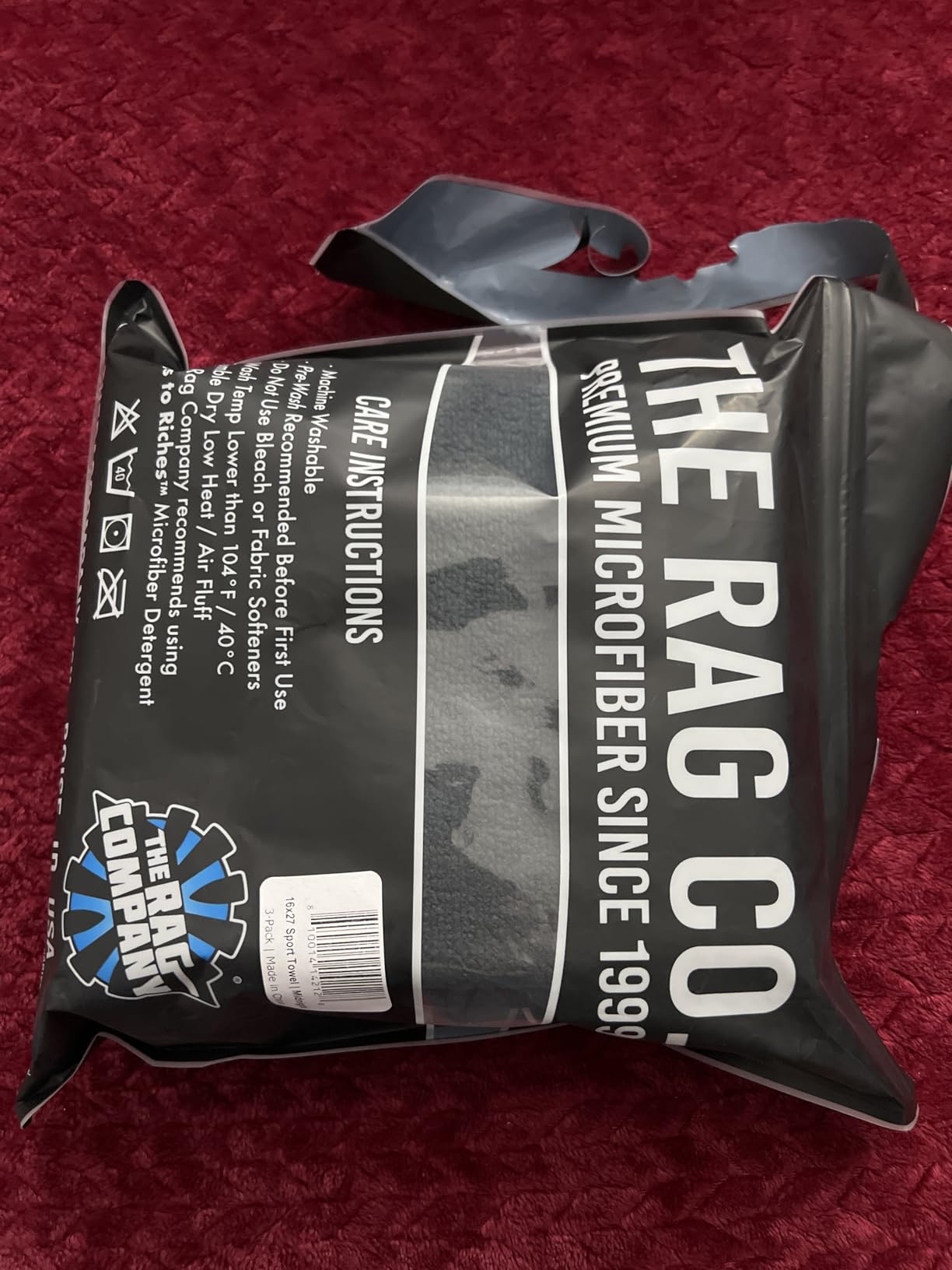 The Rag Company - Sport & Workout Towel - Gym, Exercise, Fitness, Spa, Ultra Soft, Super Absorbent, Fast Drying Premium Microfiber, 320gsm, 16in x 27in, Midnight (3-Pack) - Customer Photo 1