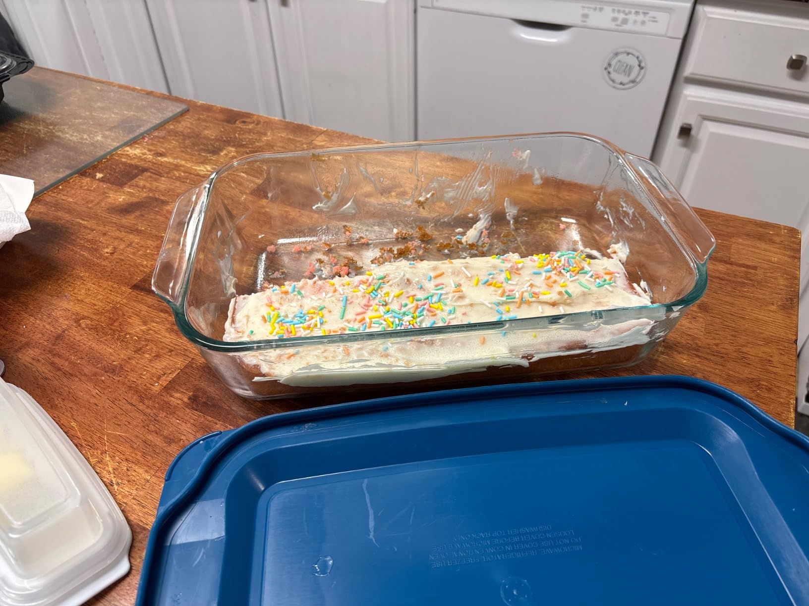 Pyrex Deep 9x13-Inch Glass Baking Dish with Lid, Deep Casserole Dish, Glass Food Container, Oven, Freezer and Microwave Safe, Clear Container - Customer Photo 1