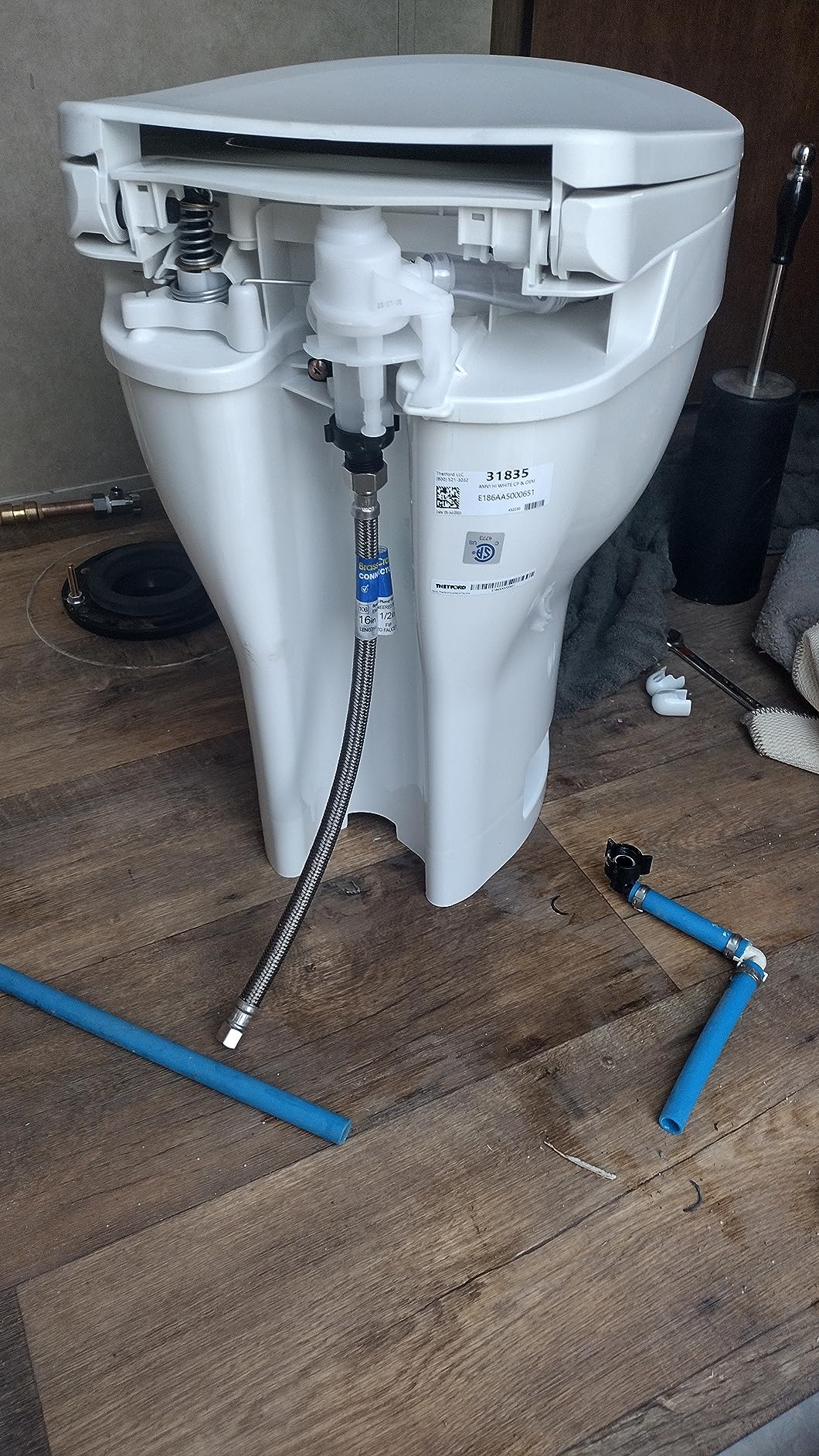Thetford Aqua-Magic® VI High Profile, White - Customer Photo 2