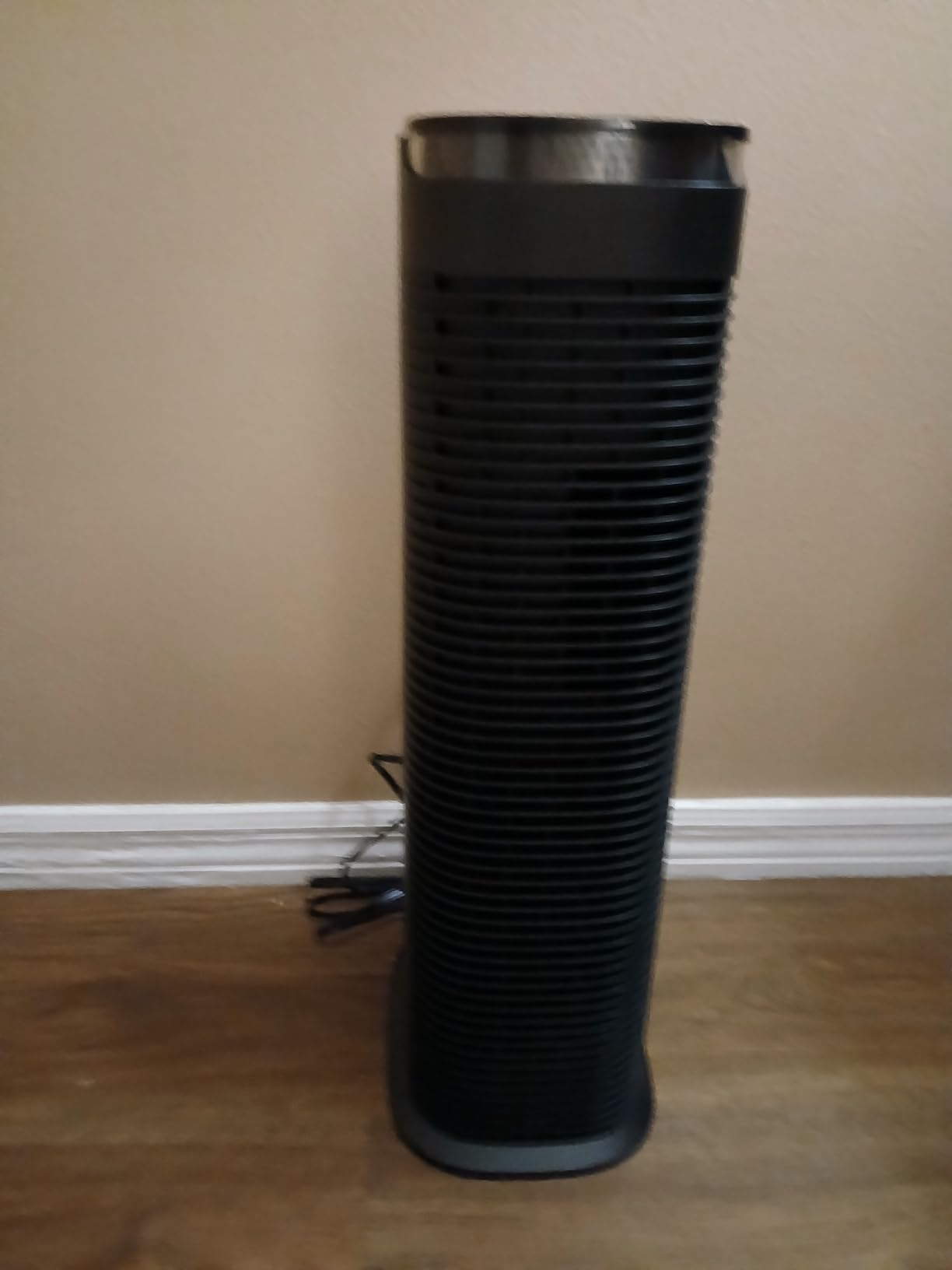 Honeywell HEPA Air Purifier for Home, 990 Ft² Rooms in 1 hour, Auto Mode, Air Quality Indicator, Reduces Dust, Pollen, Pet Dander, All Smoke Types, Odors, Black, HPA180B - Customer Photo 1